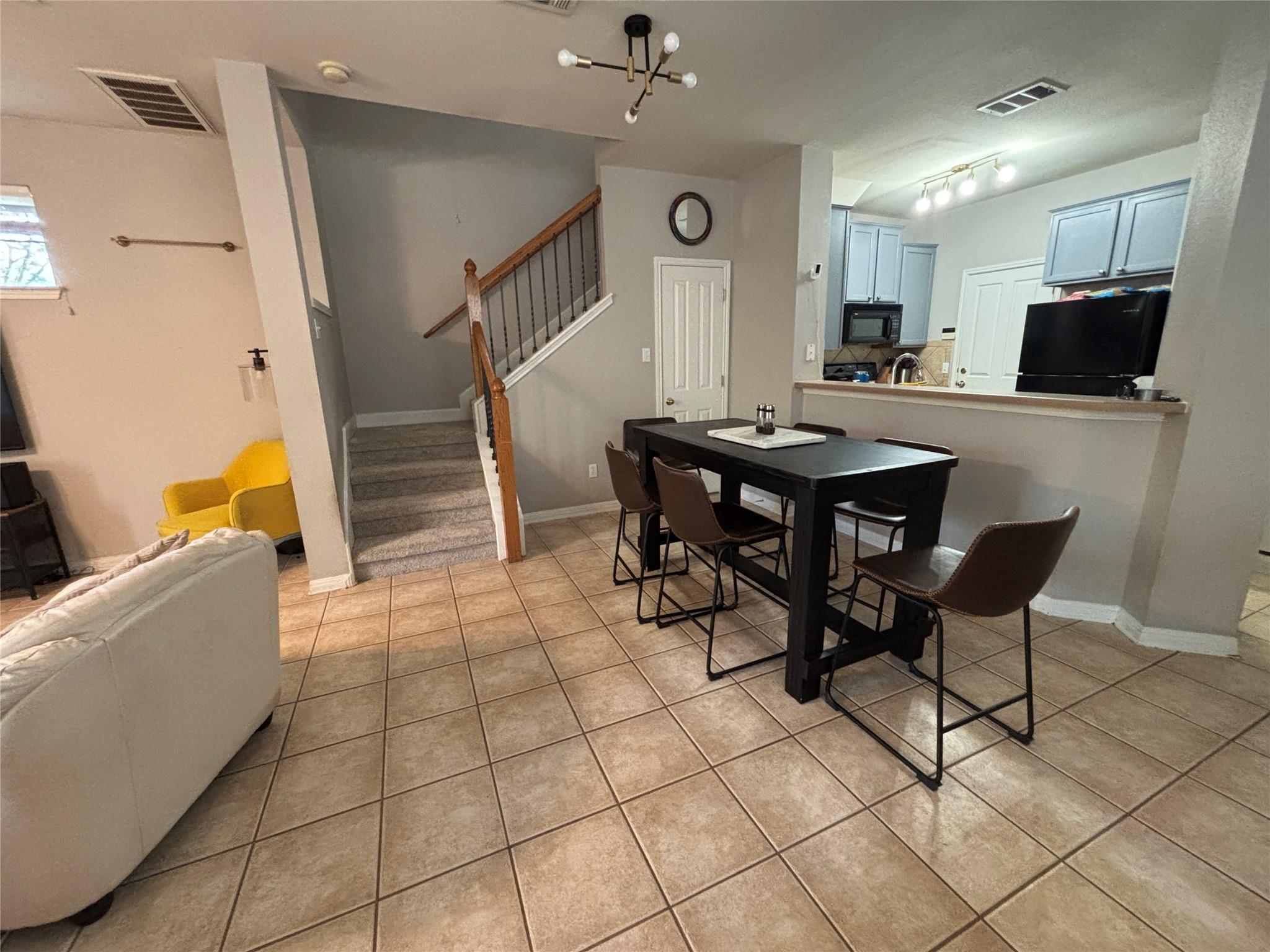 8518 W Cahill Dr # 29, Austin, TX 78729