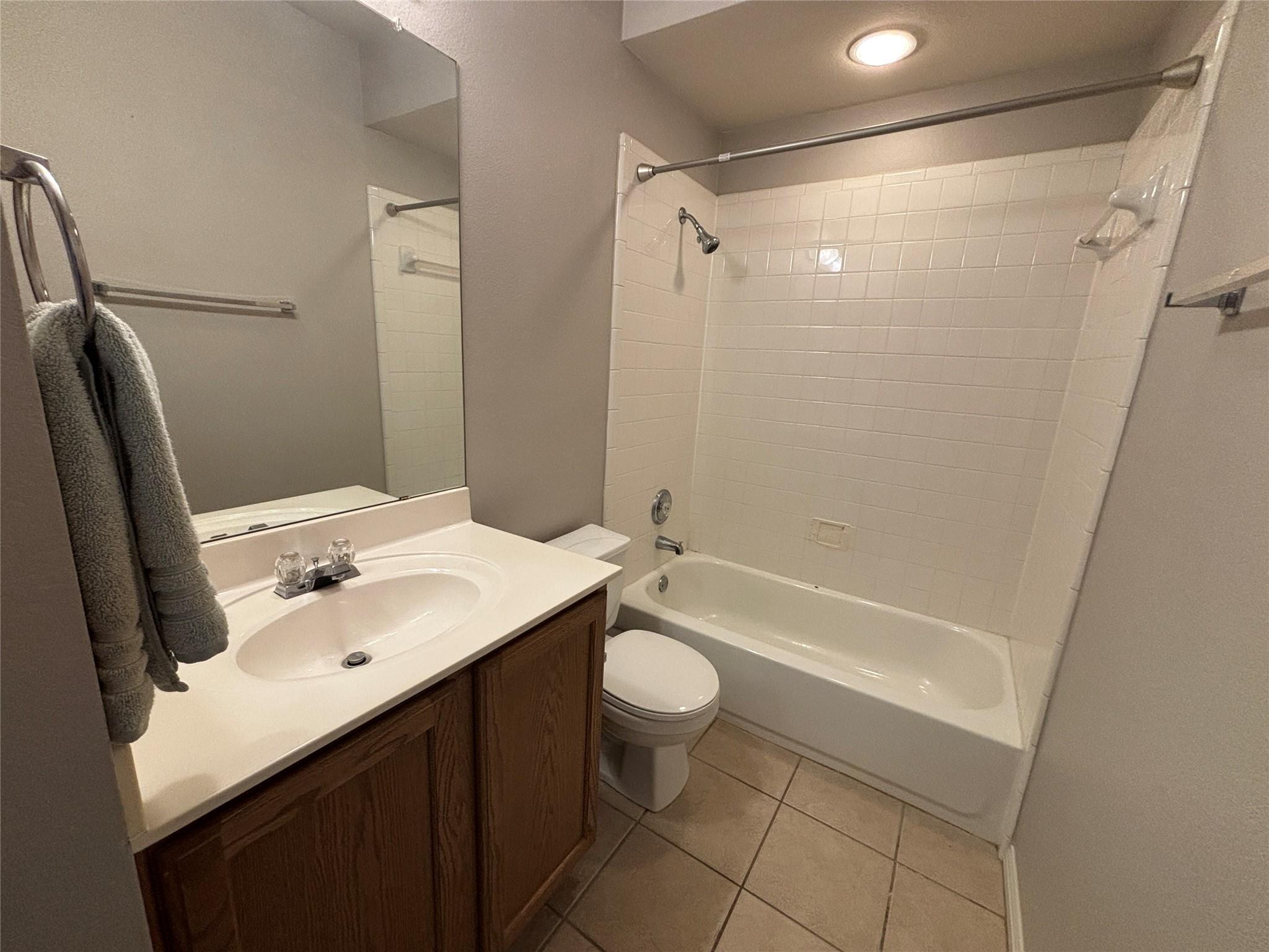 8518 W Cahill Dr # 29, Austin, TX 78729