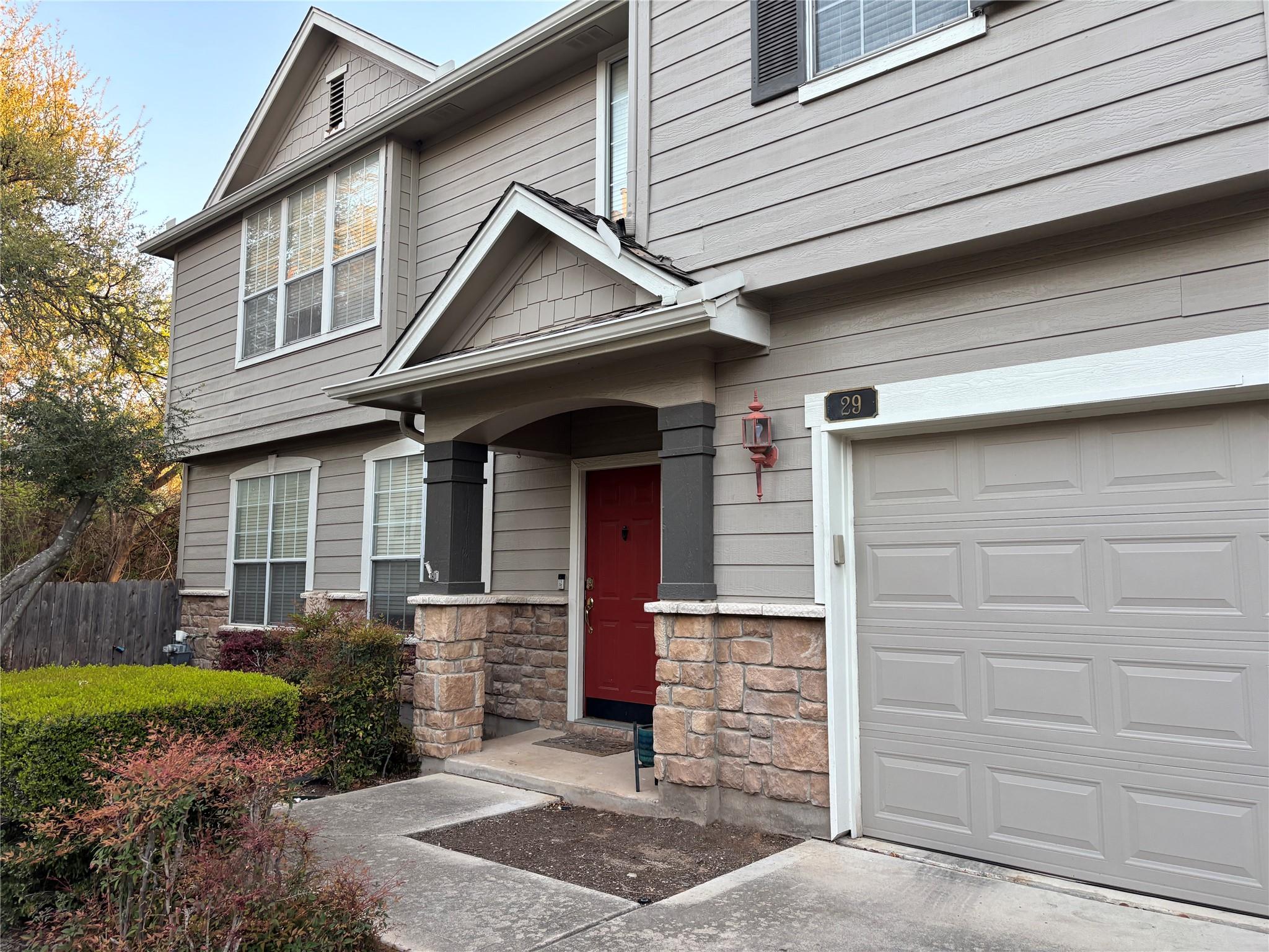 8518 W Cahill Dr # 29, Austin, TX 78729