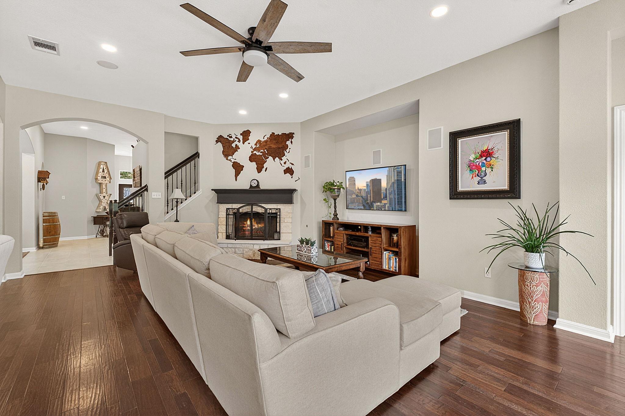 109 Enchanted Woods Trl, Buda, TX 78610