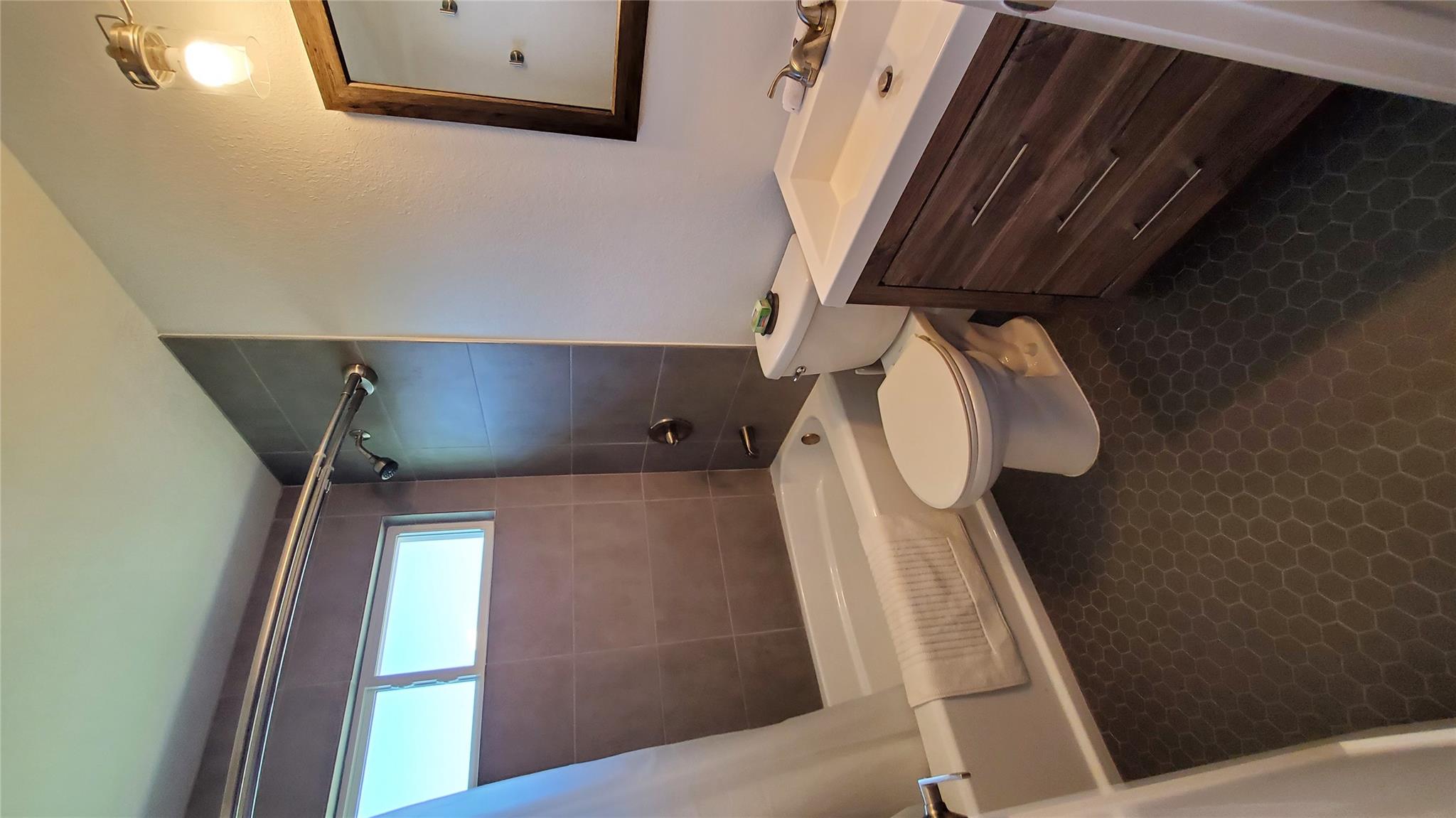 10201 Sandy Beach Rd, Dripping Springs, TX 78620