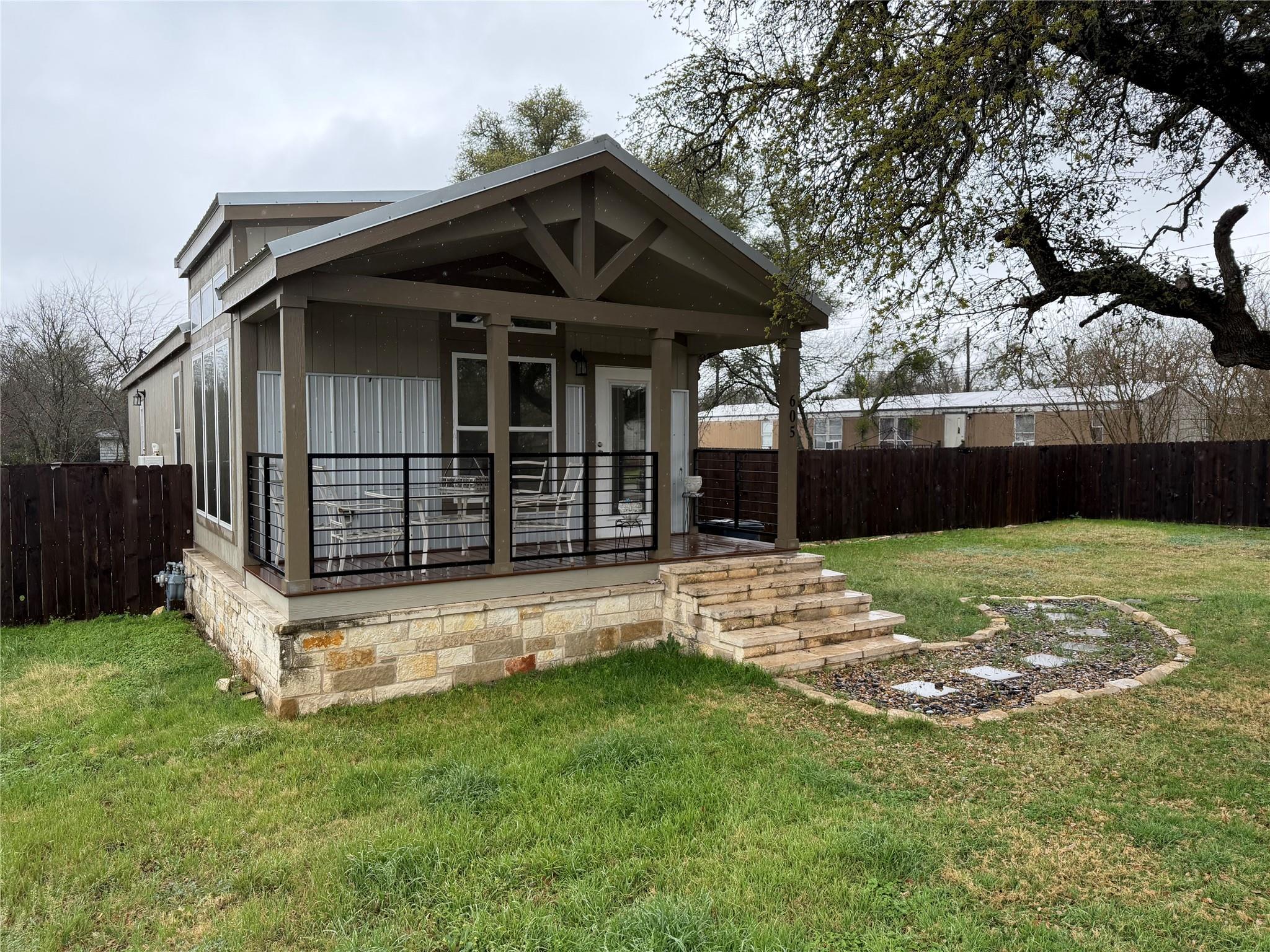 605 Central Blvd, Bertram, TX 78605