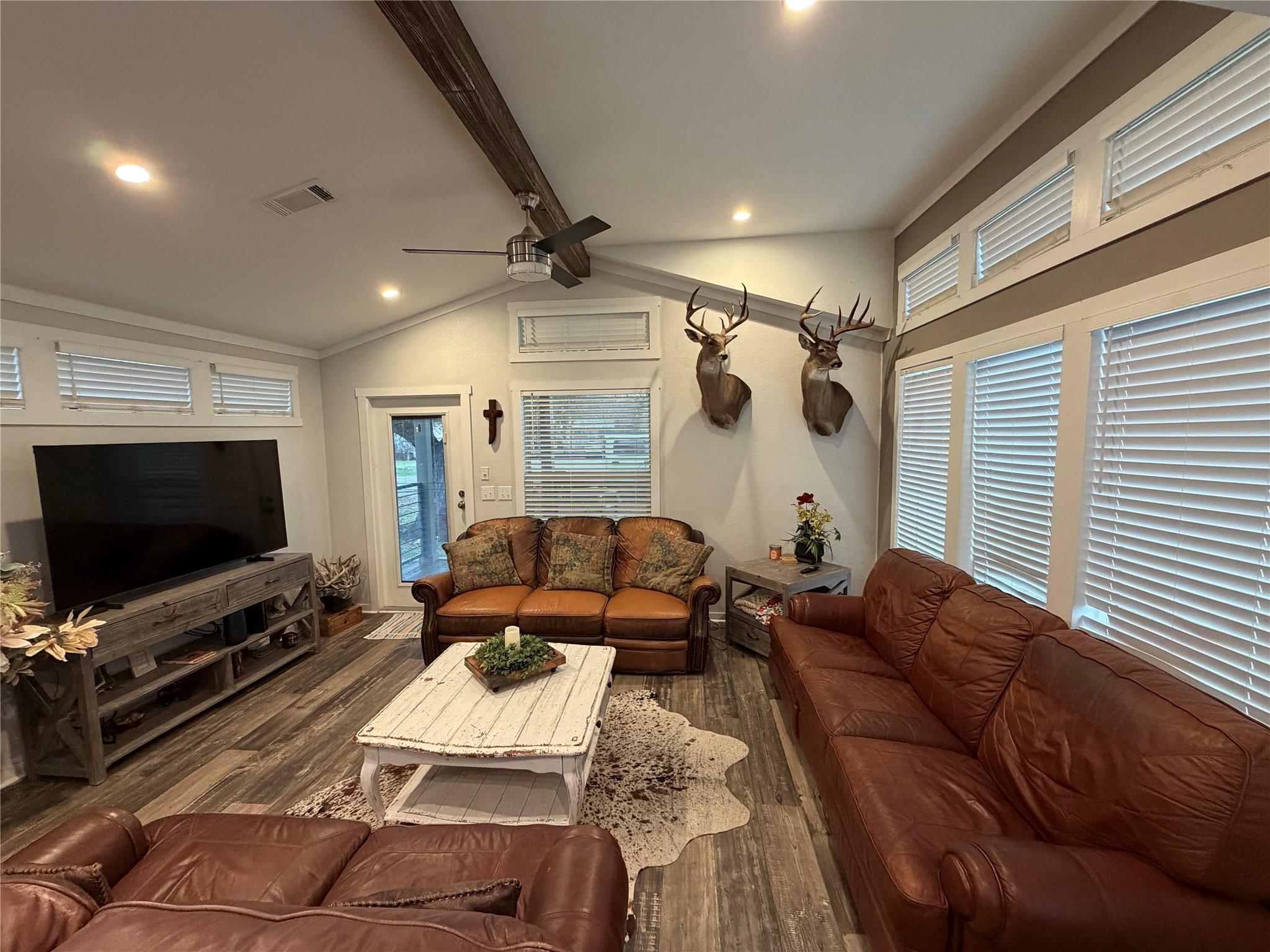 605 Central Blvd, Bertram, TX 78605