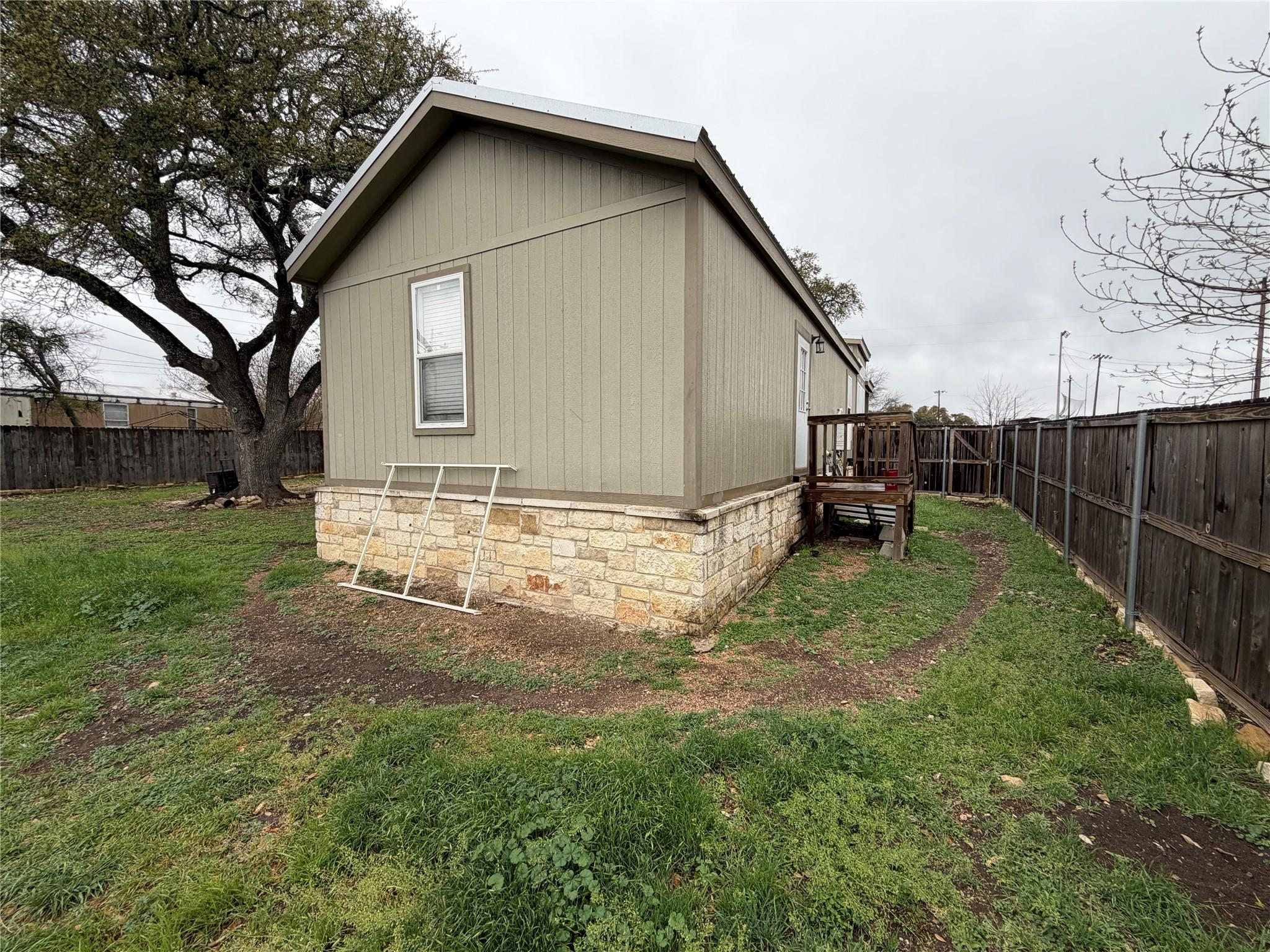 605 Central Blvd, Bertram, TX 78605