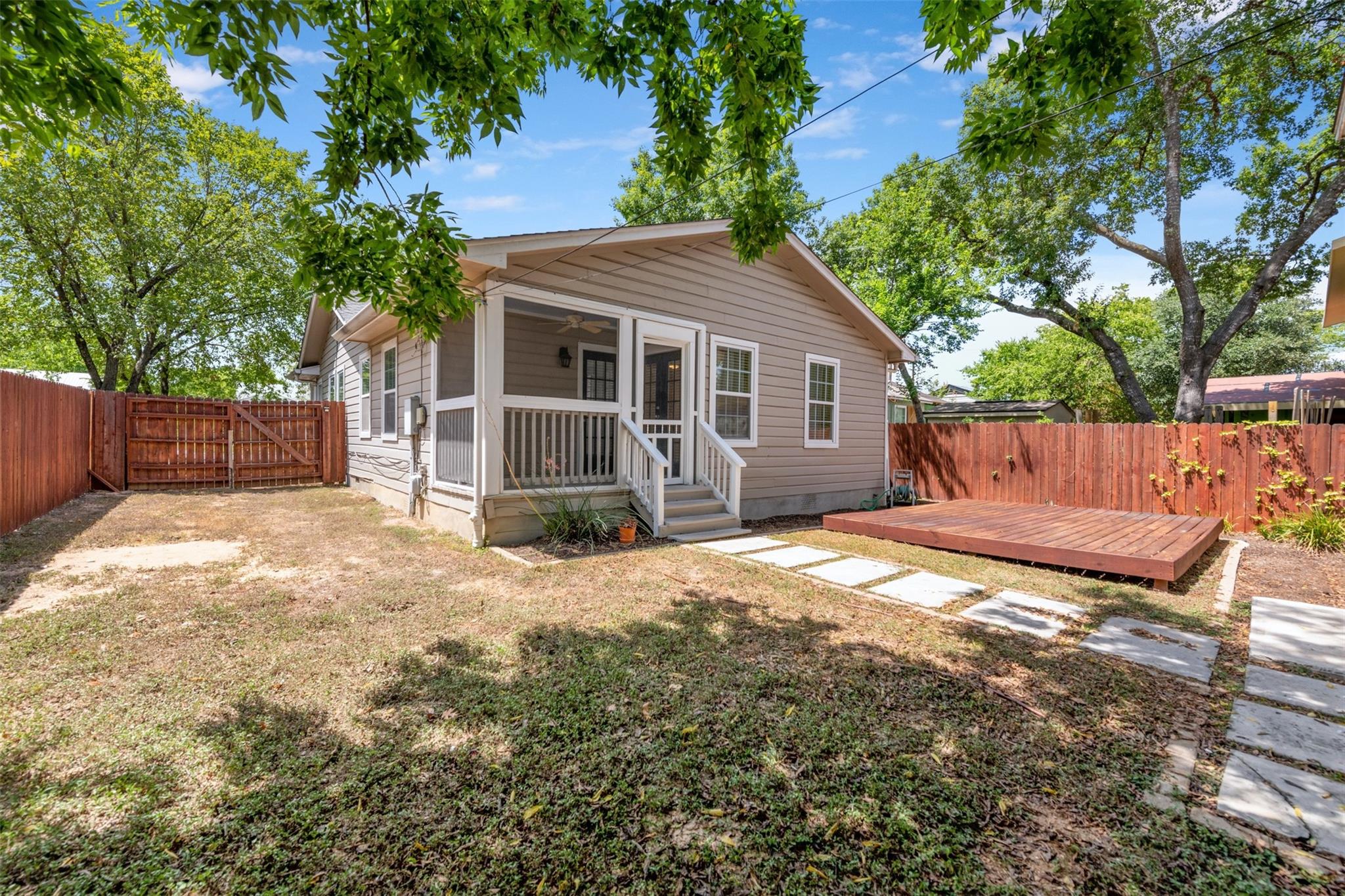 5513 Avenue F # A, Austin, TX 78751
