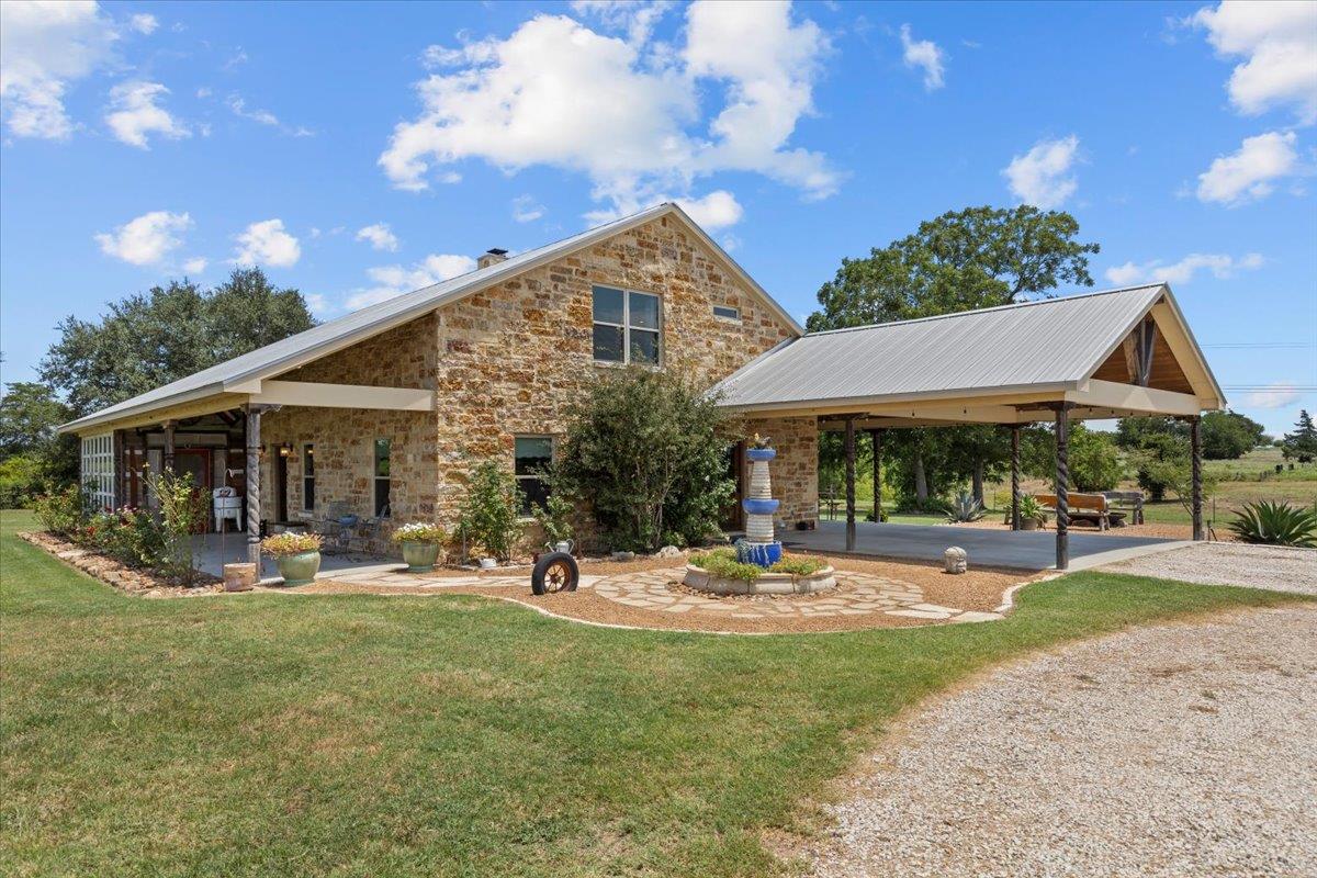 Schulenburg, TX 78956