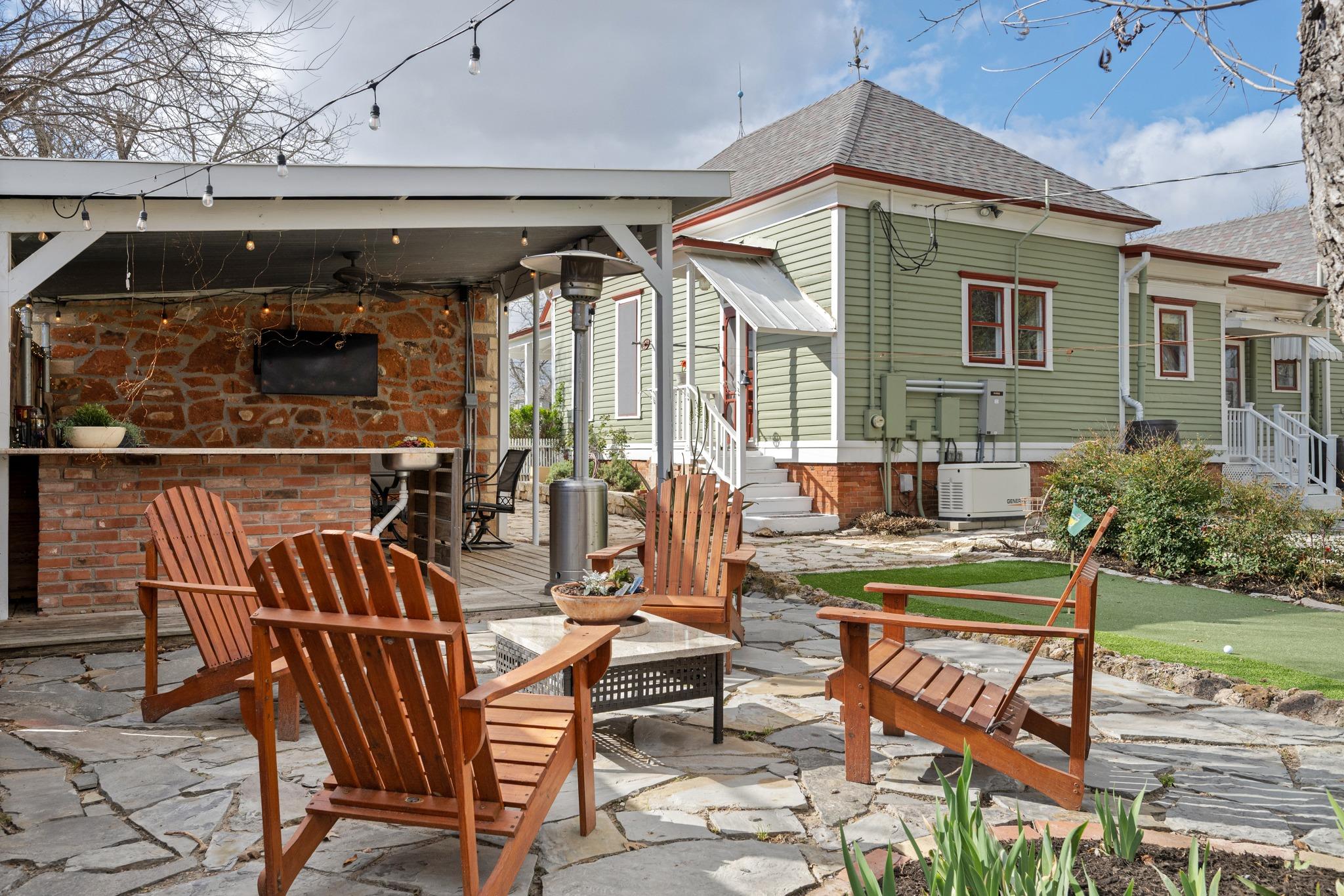 603 E 7th St, Georgetown, TX 78626