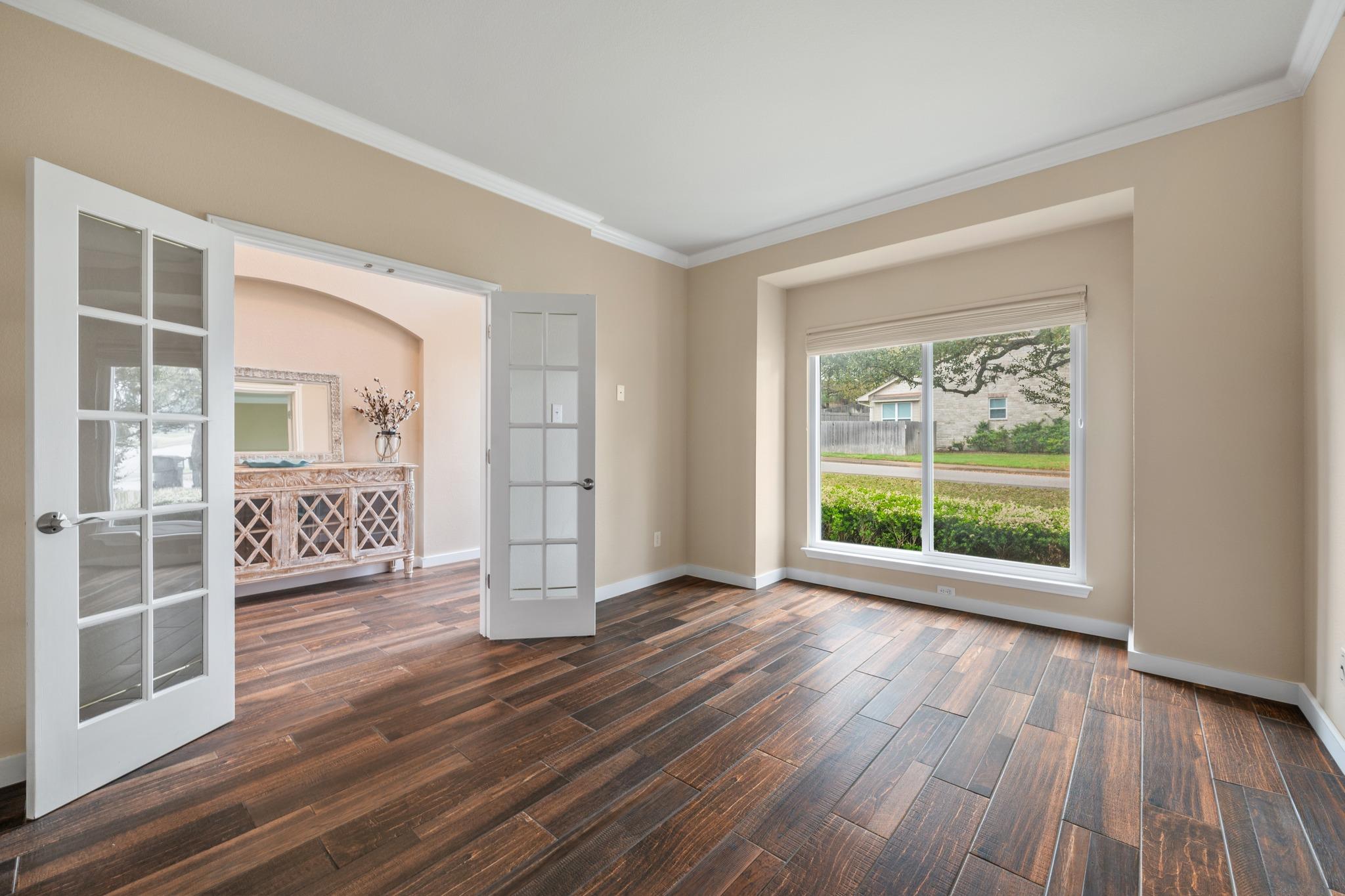 12052 Tulare Dr, Austin, TX 78738