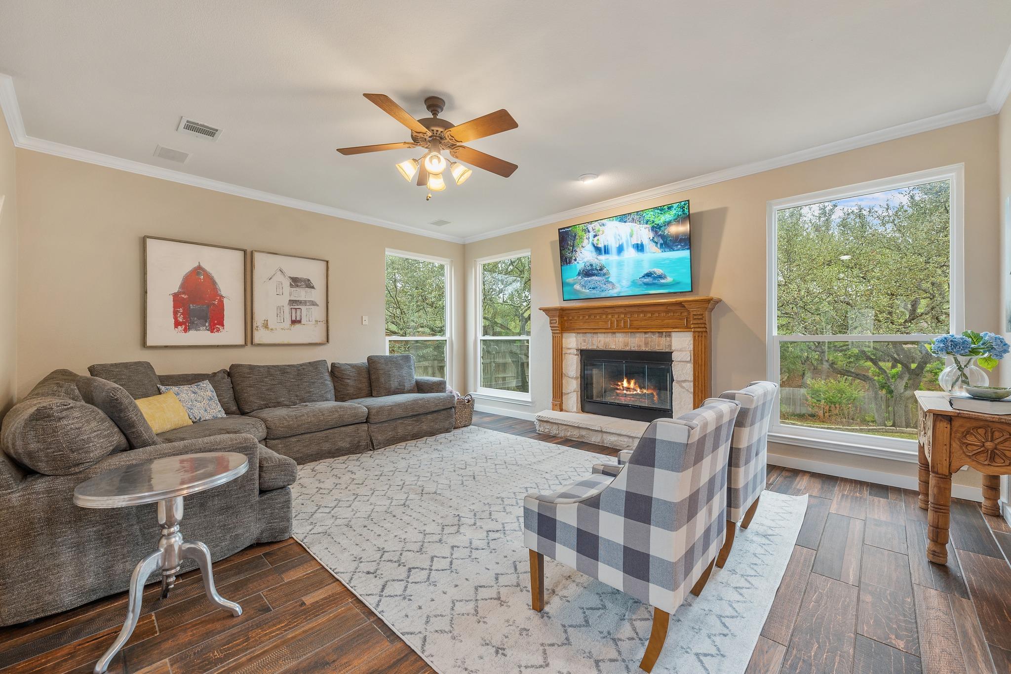 12052 Tulare Dr, Austin, TX 78738