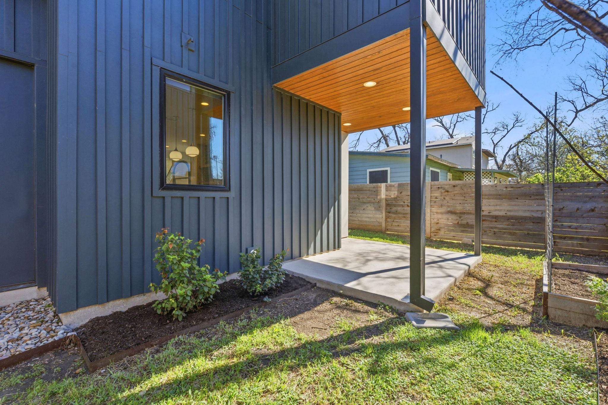 2921 Lyons Rd # 1, Austin, TX 78702