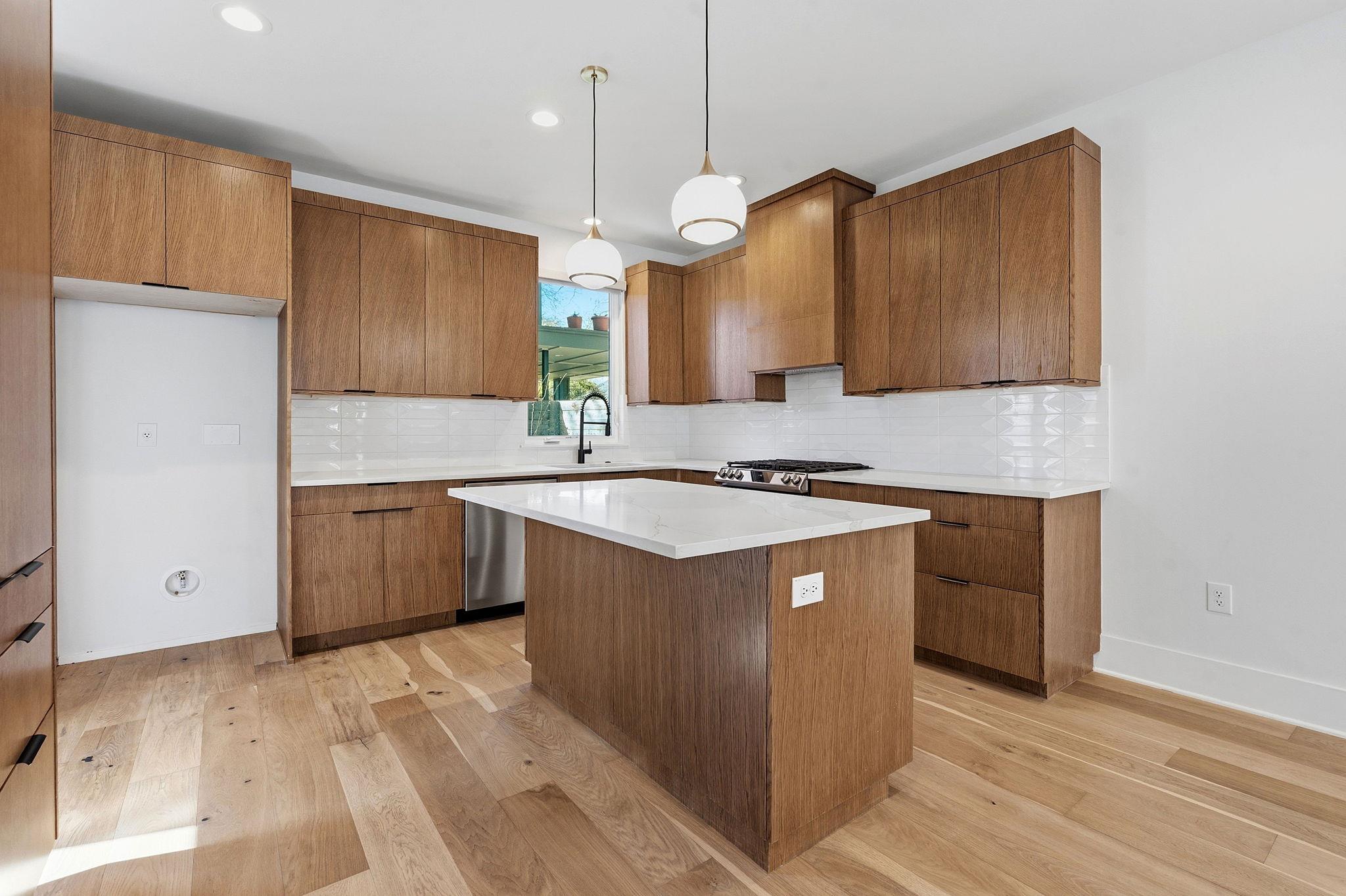 2921 Lyons Rd # 1, Austin, TX 78702