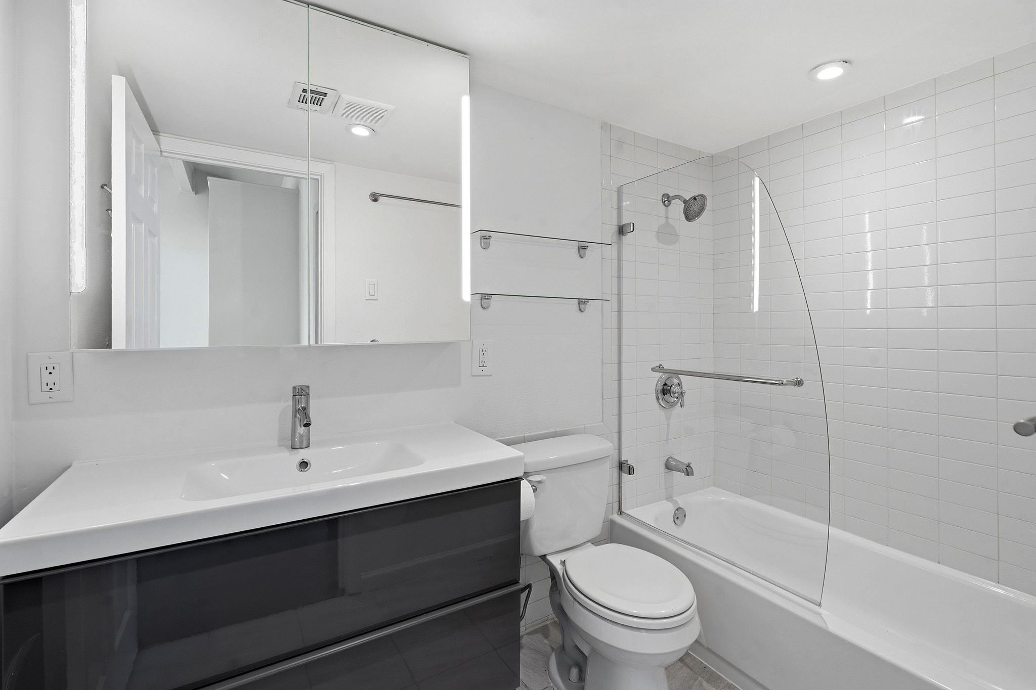 5601 Woodrow Ave, Austin, TX 78748