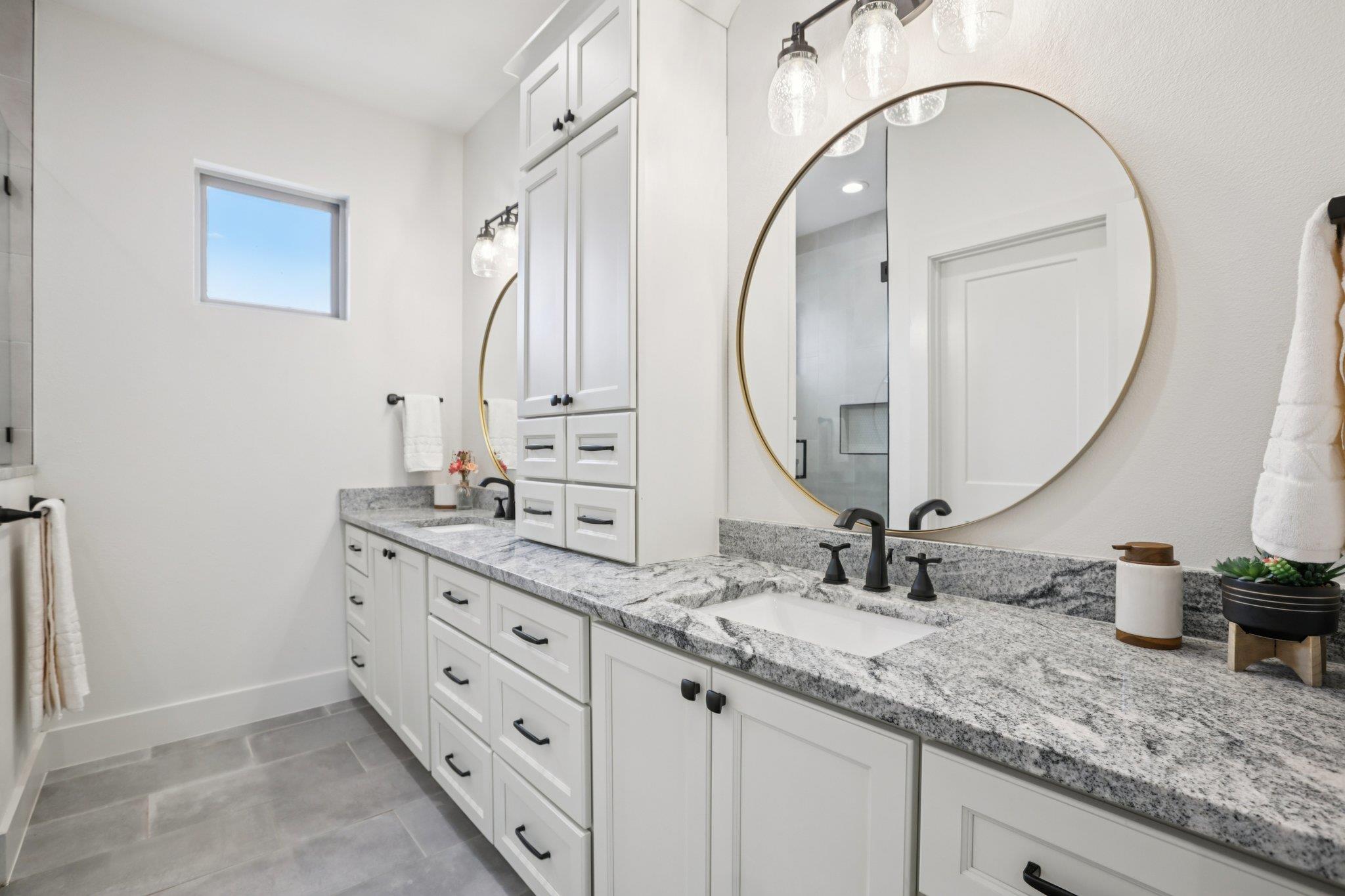 6902 Northeast Dr # A, Austin, TX 78723