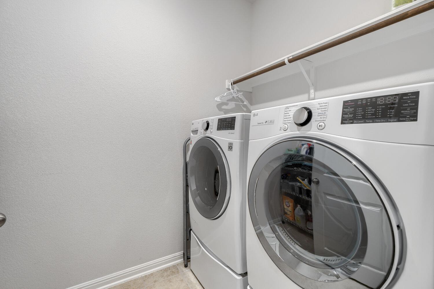 1208 Jacksdaw Dr, Austin, TX 78737