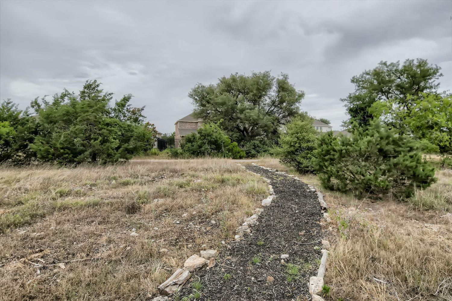 1208 Jacksdaw Dr, Austin, TX 78737