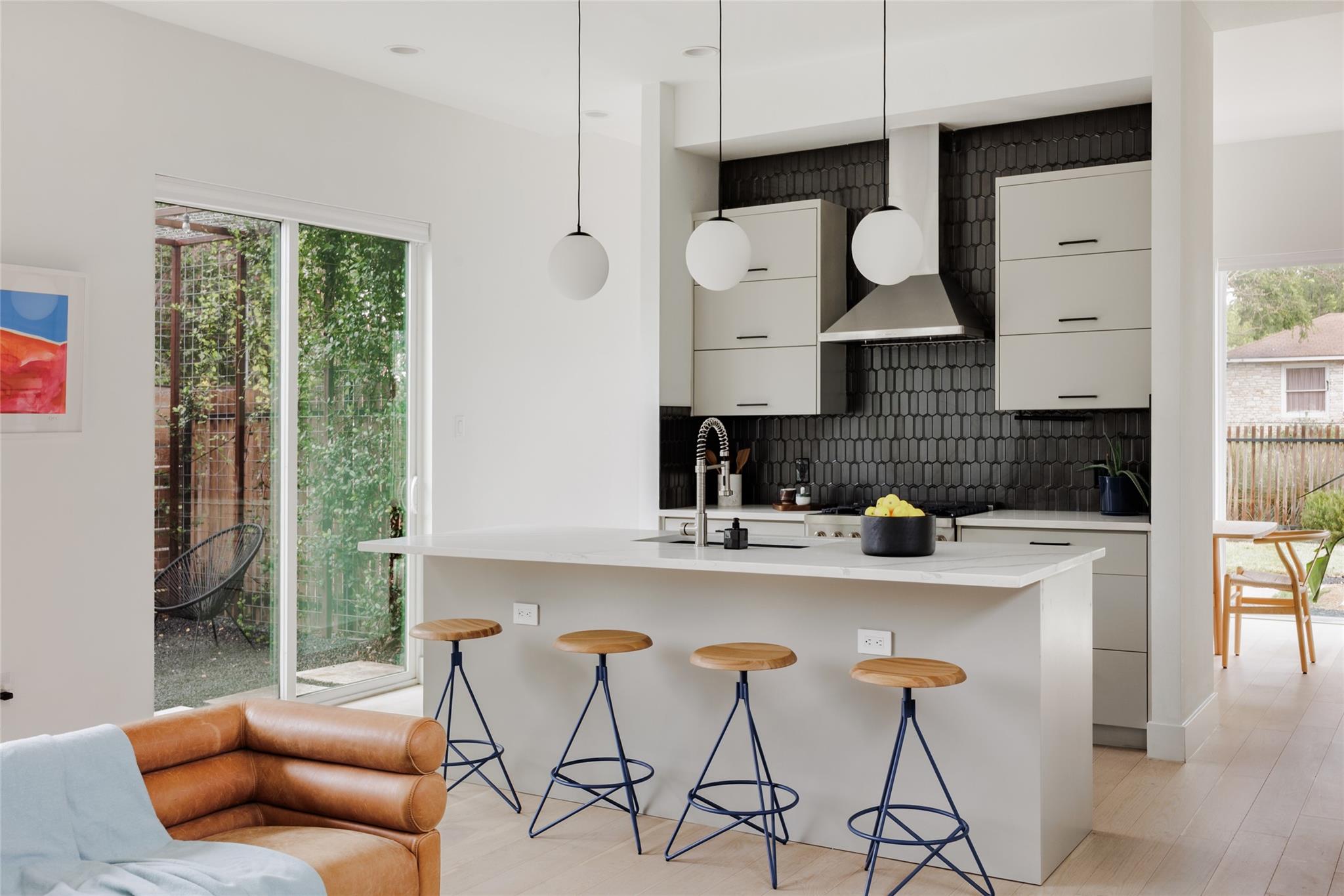 4425 Jinx Ave # 1, Austin, TX 78745