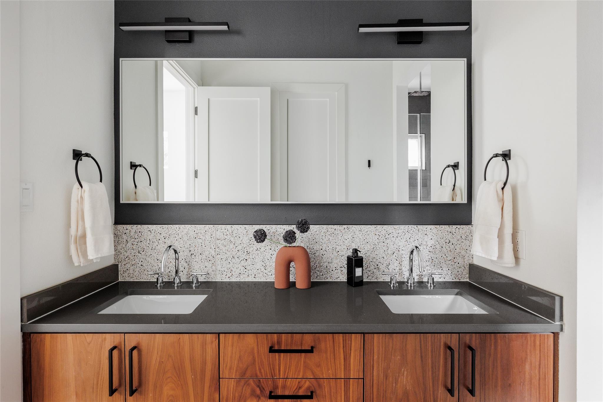 4425 Jinx Ave # 1, Austin, TX 78745