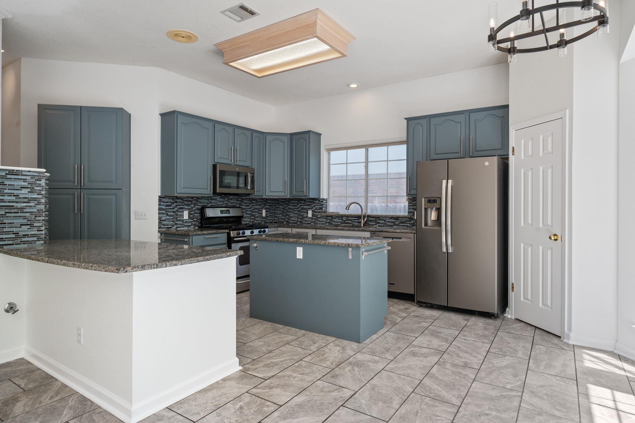 10831 Redmond Rd, Austin, TX 78739