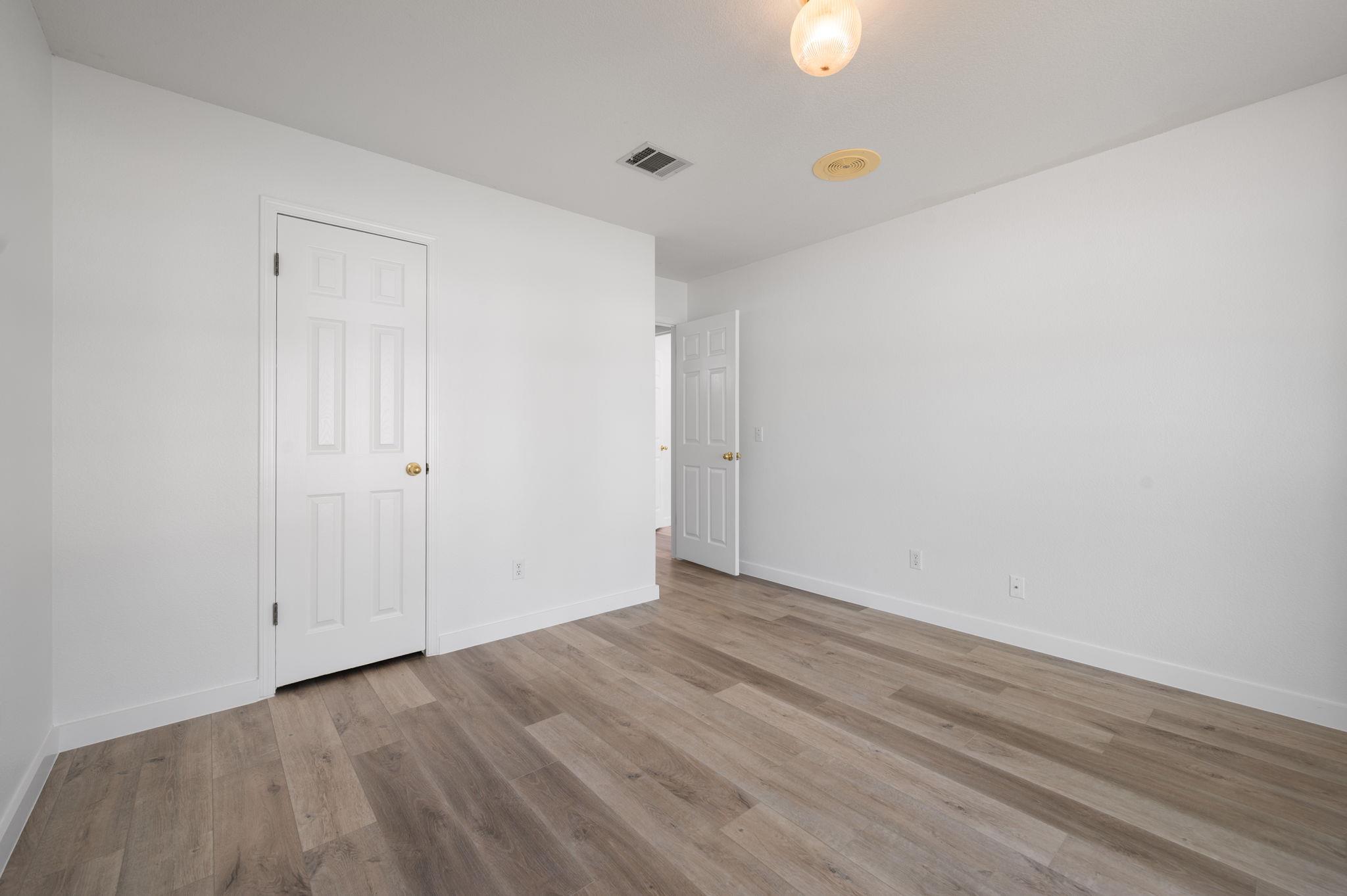 10831 Redmond Rd, Austin, TX 78739