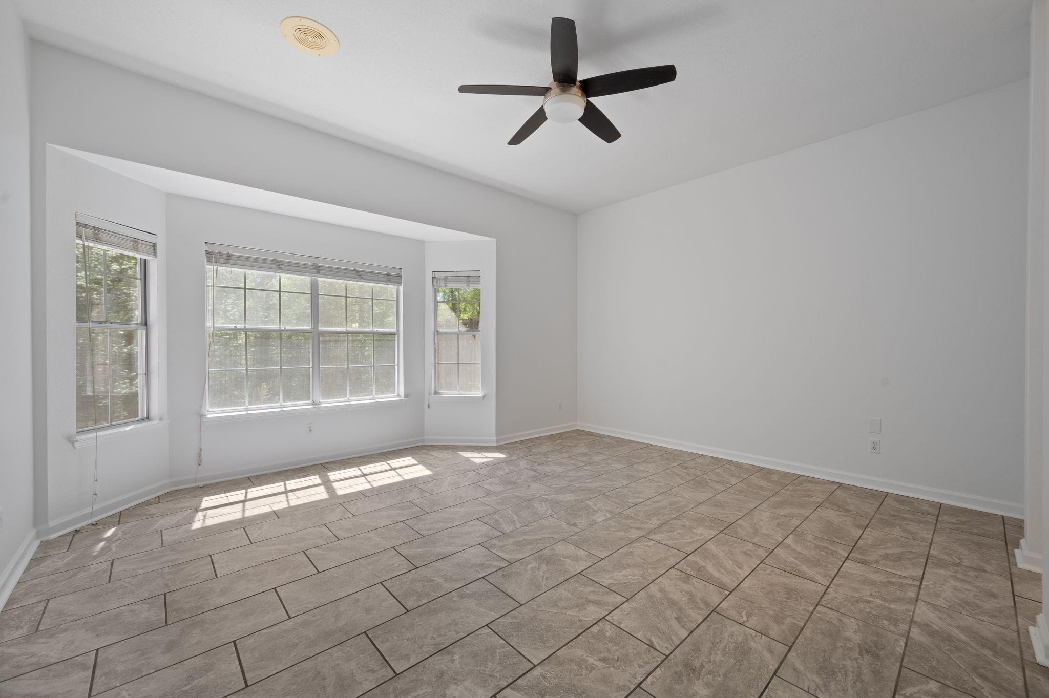 10831 Redmond Rd, Austin, TX 78739