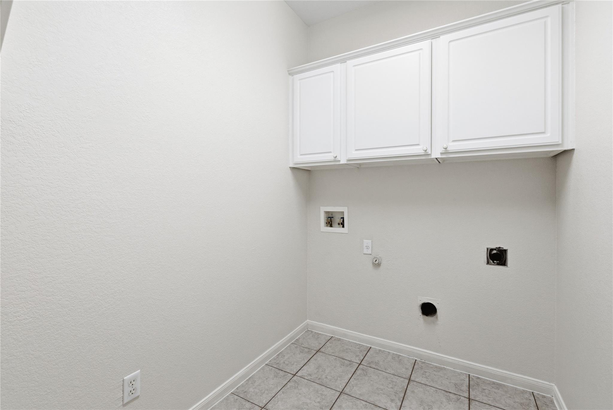 8710 SEA ASH Cir, Round Rock, TX 78681