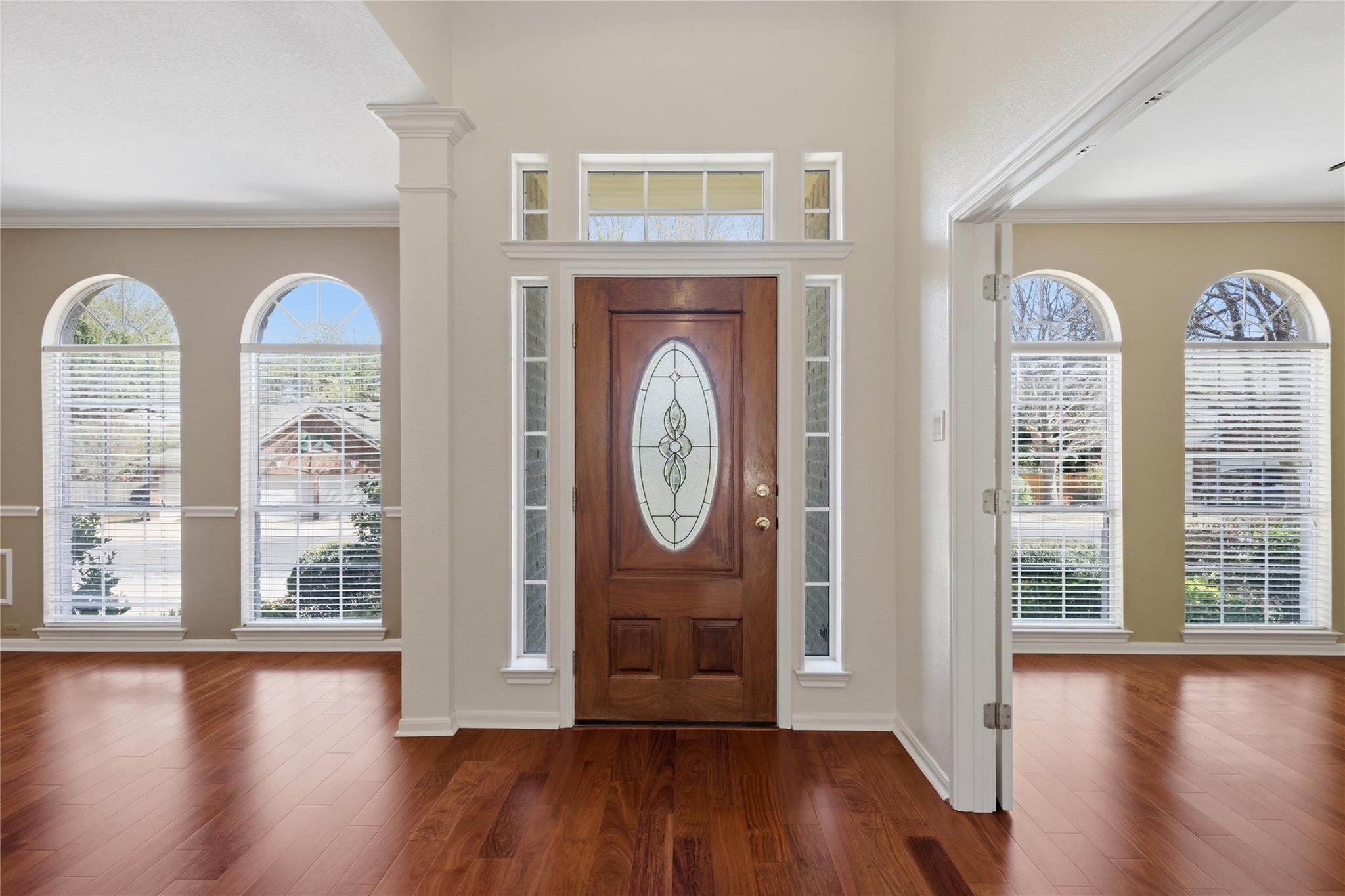 8710 SEA ASH Cir, Round Rock, TX 78681