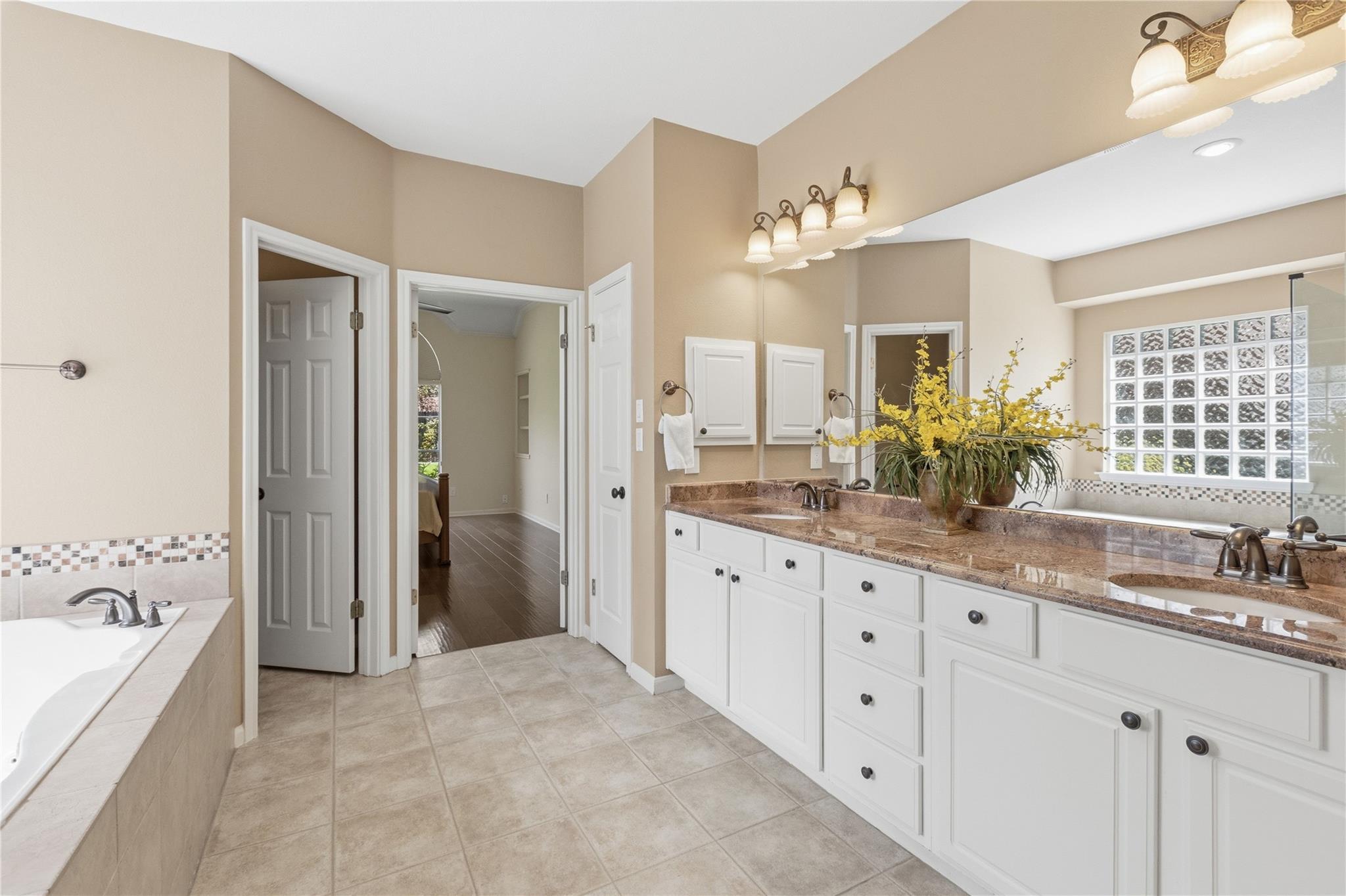 8710 SEA ASH Cir, Round Rock, TX 78681