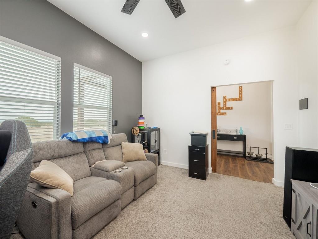 105 Mesa Grande Ct, Marble Falls, TX 78654