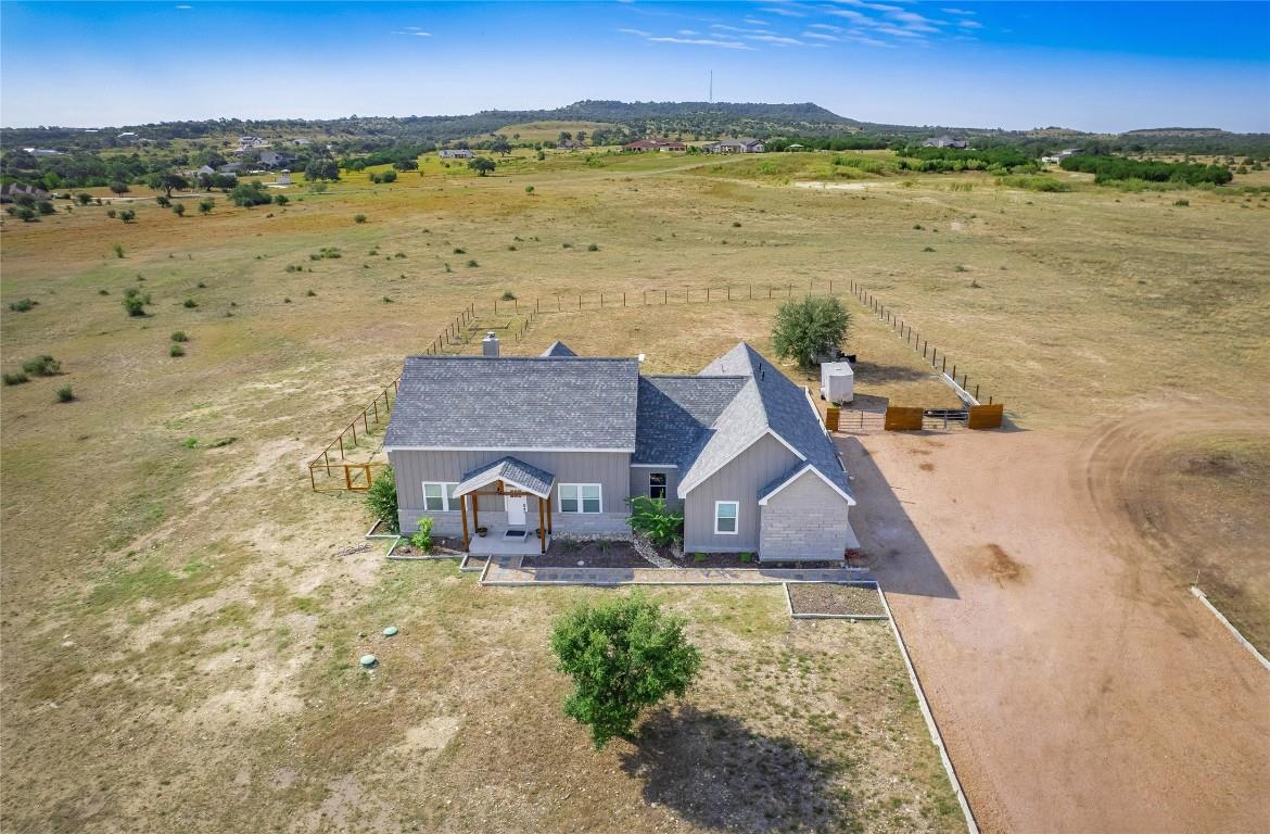 105 Mesa Grande Ct, Marble Falls, TX 78654