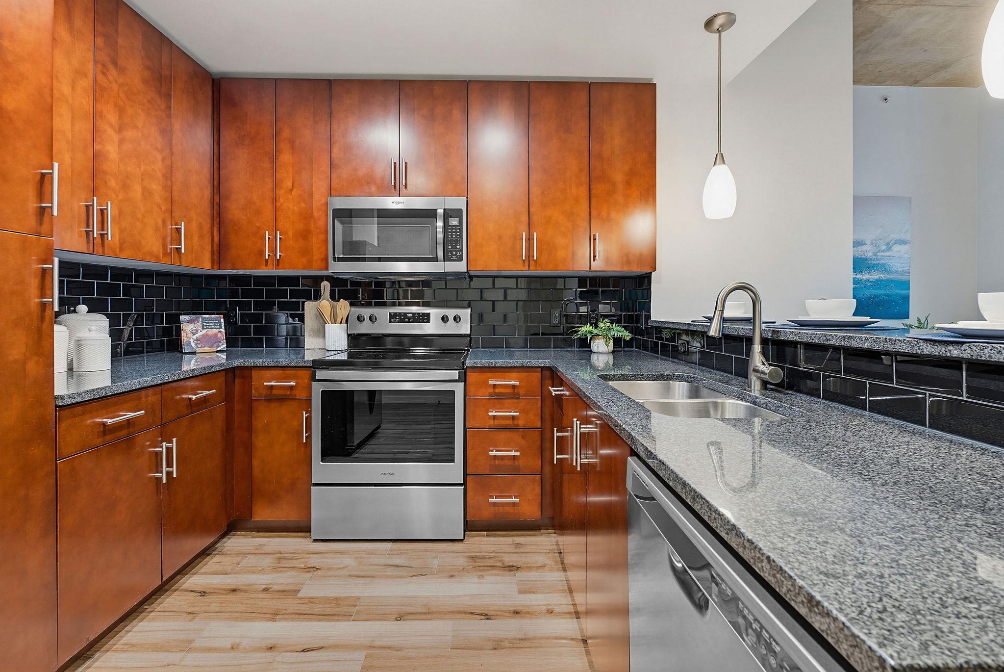 360 Nueces St # 1505, Austin, TX 78701