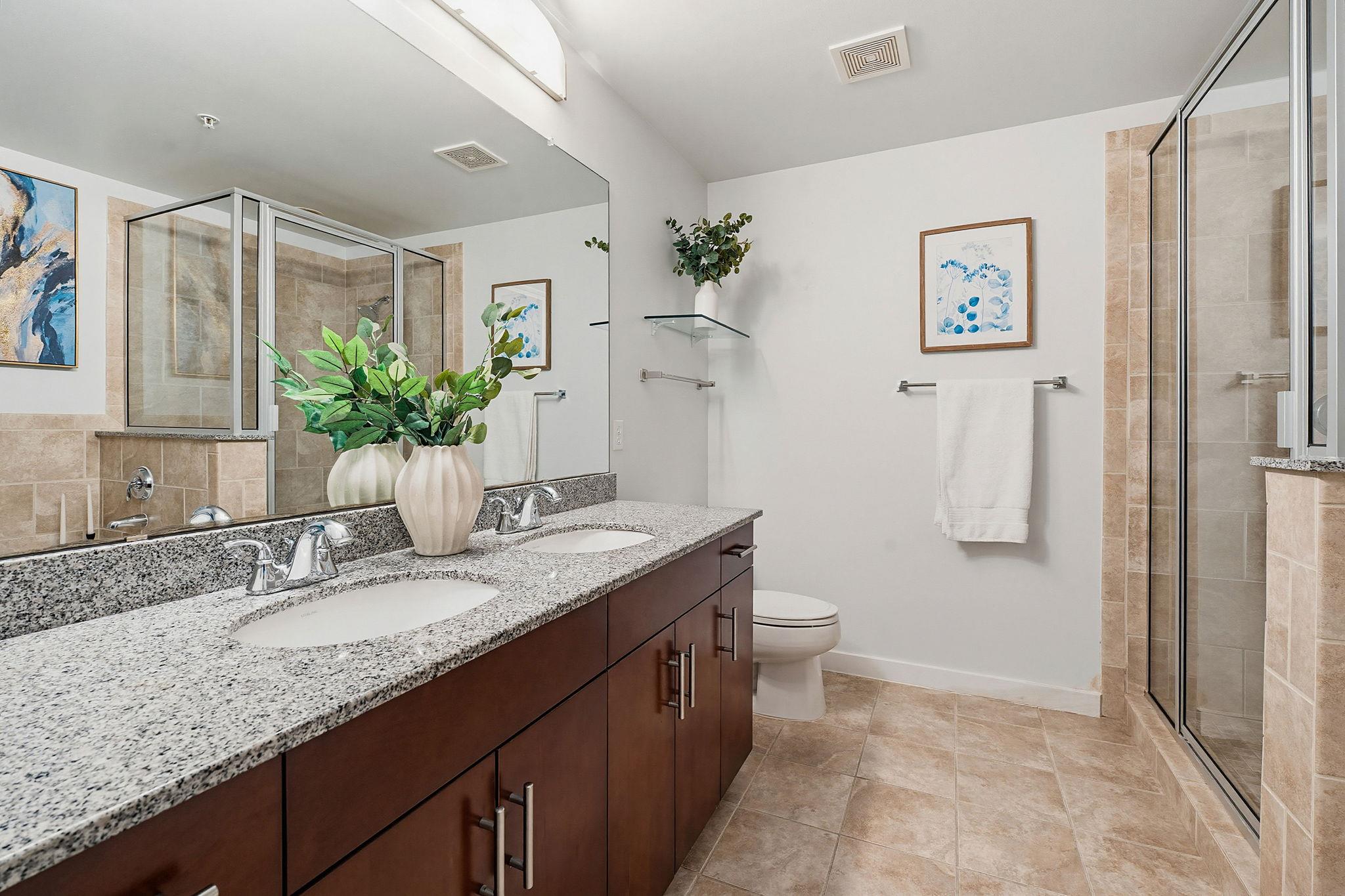360 Nueces St # 1505, Austin, TX 78701