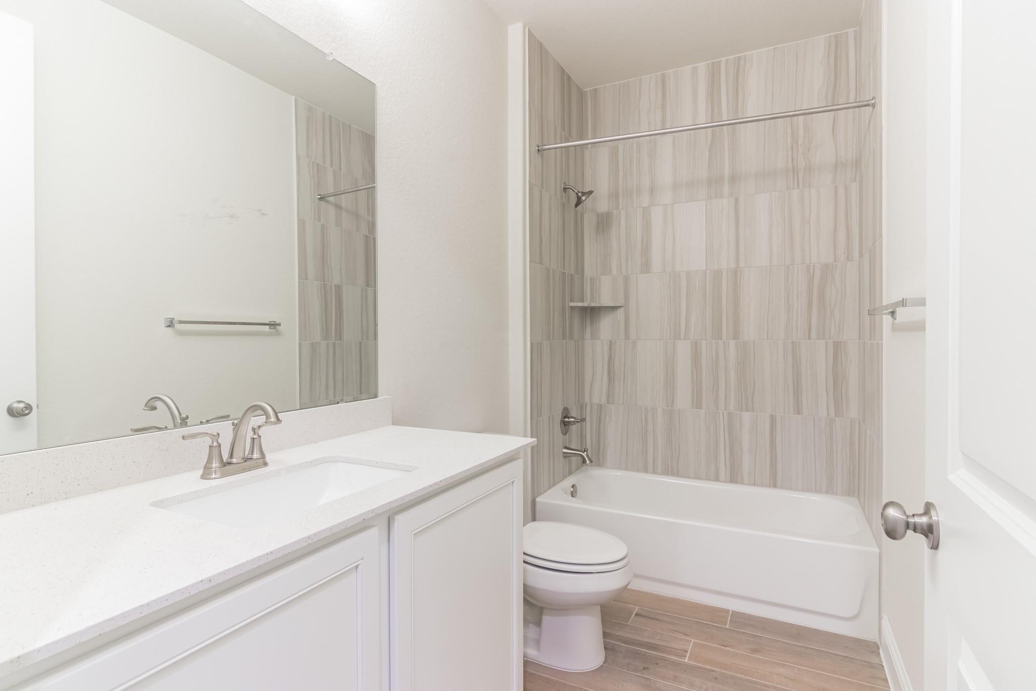 210 Gulfton St, Lakeway, TX 78738