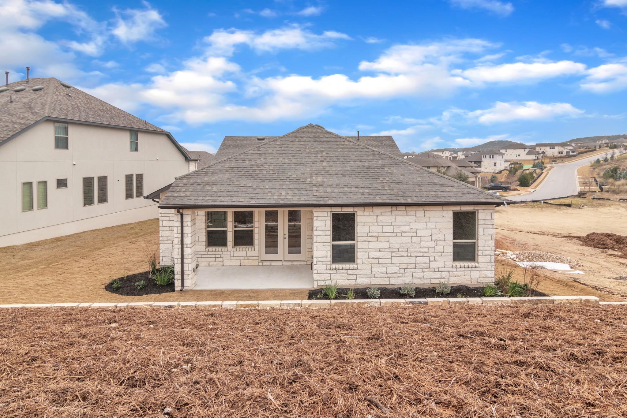 210 Gulfton St, Lakeway, TX 78738