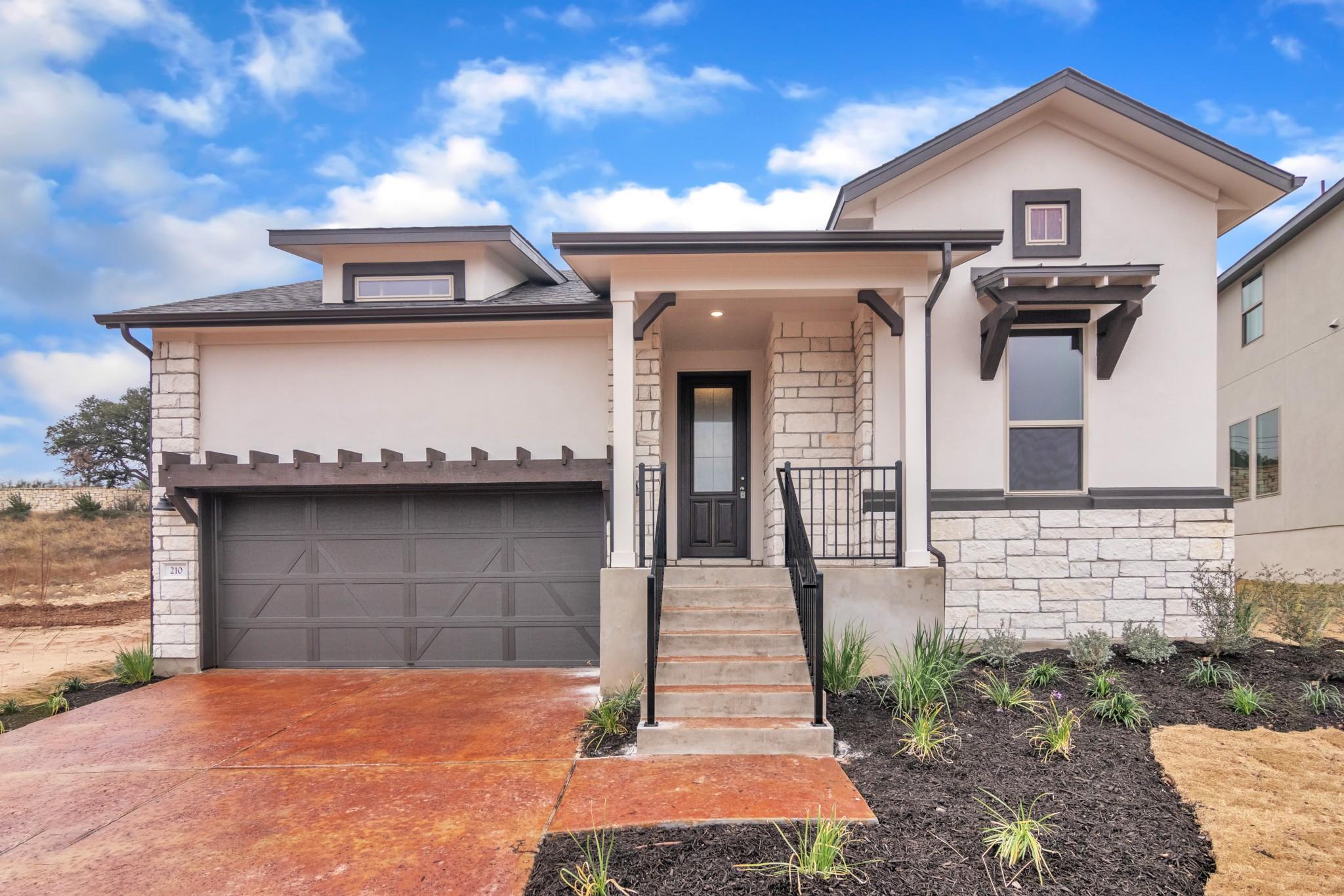 210 Gulfton St, Lakeway, TX 78738