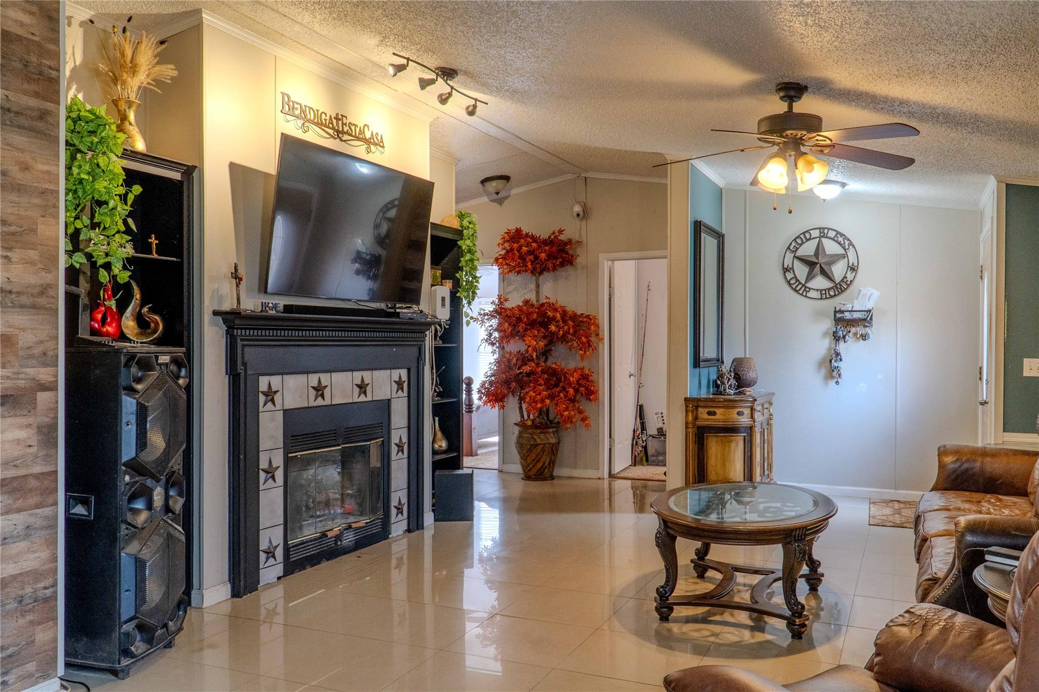 7519 Silvermine Rd, Harwood, TX 78632