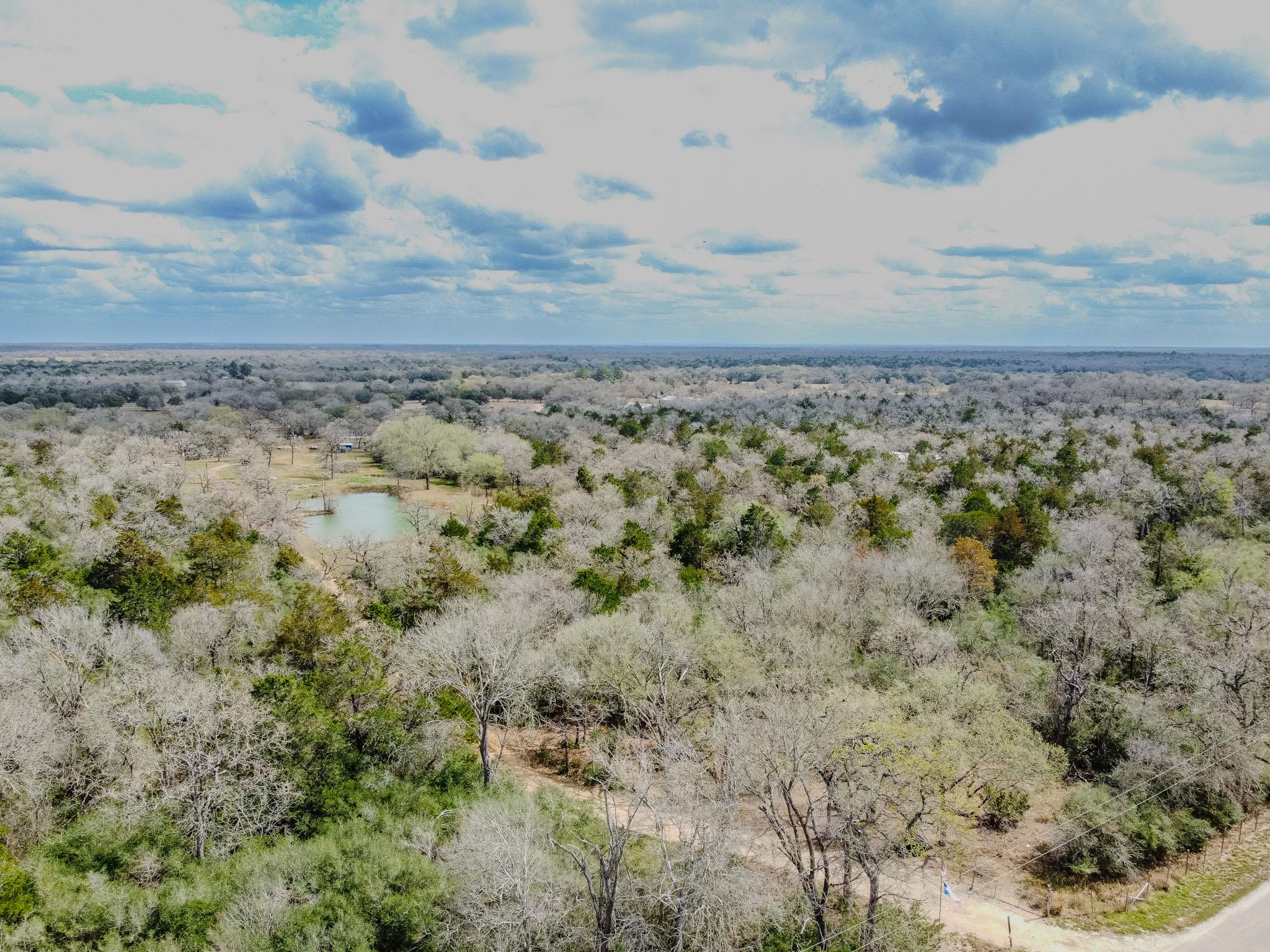 7519 Silvermine Rd, Harwood, TX 78632