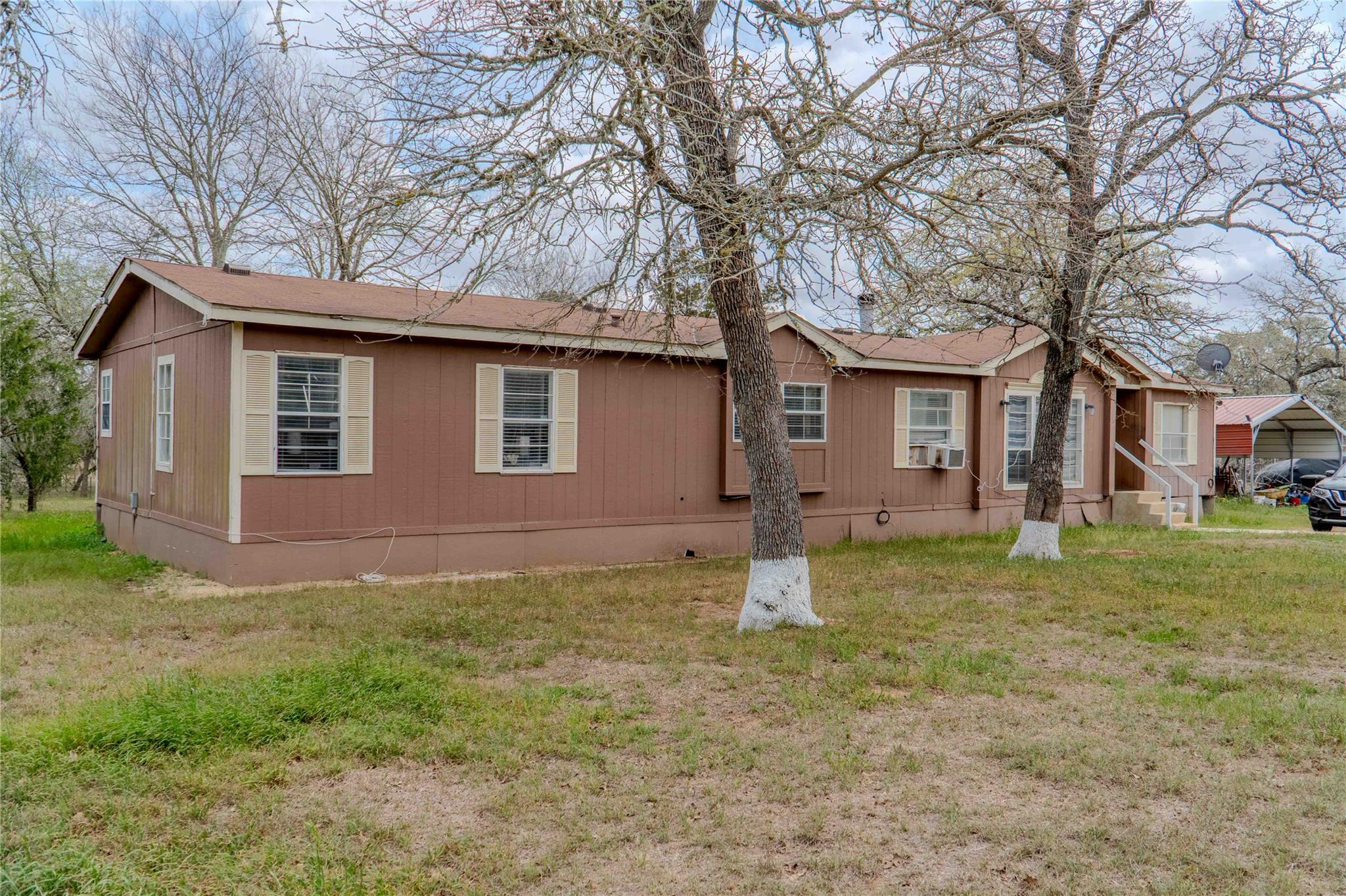 7519 Silvermine Rd, Harwood, TX 78632