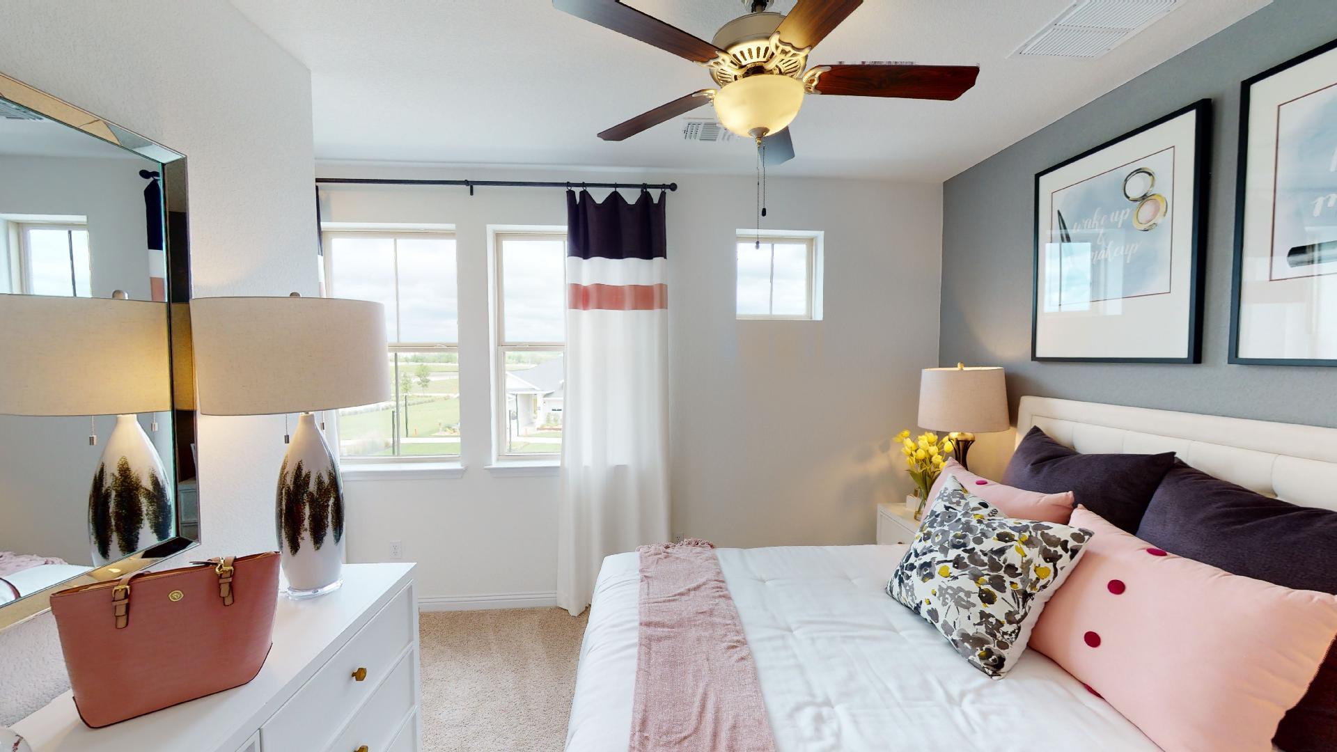 8200 Springsteen Dr, Austin, TX 78744