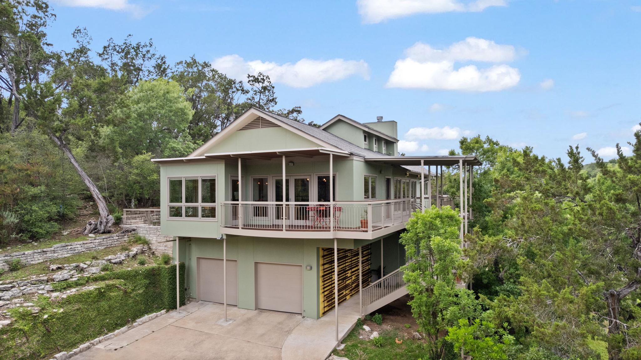 701 Yaupon Valley Rd, West Lake Hills, TX 78746