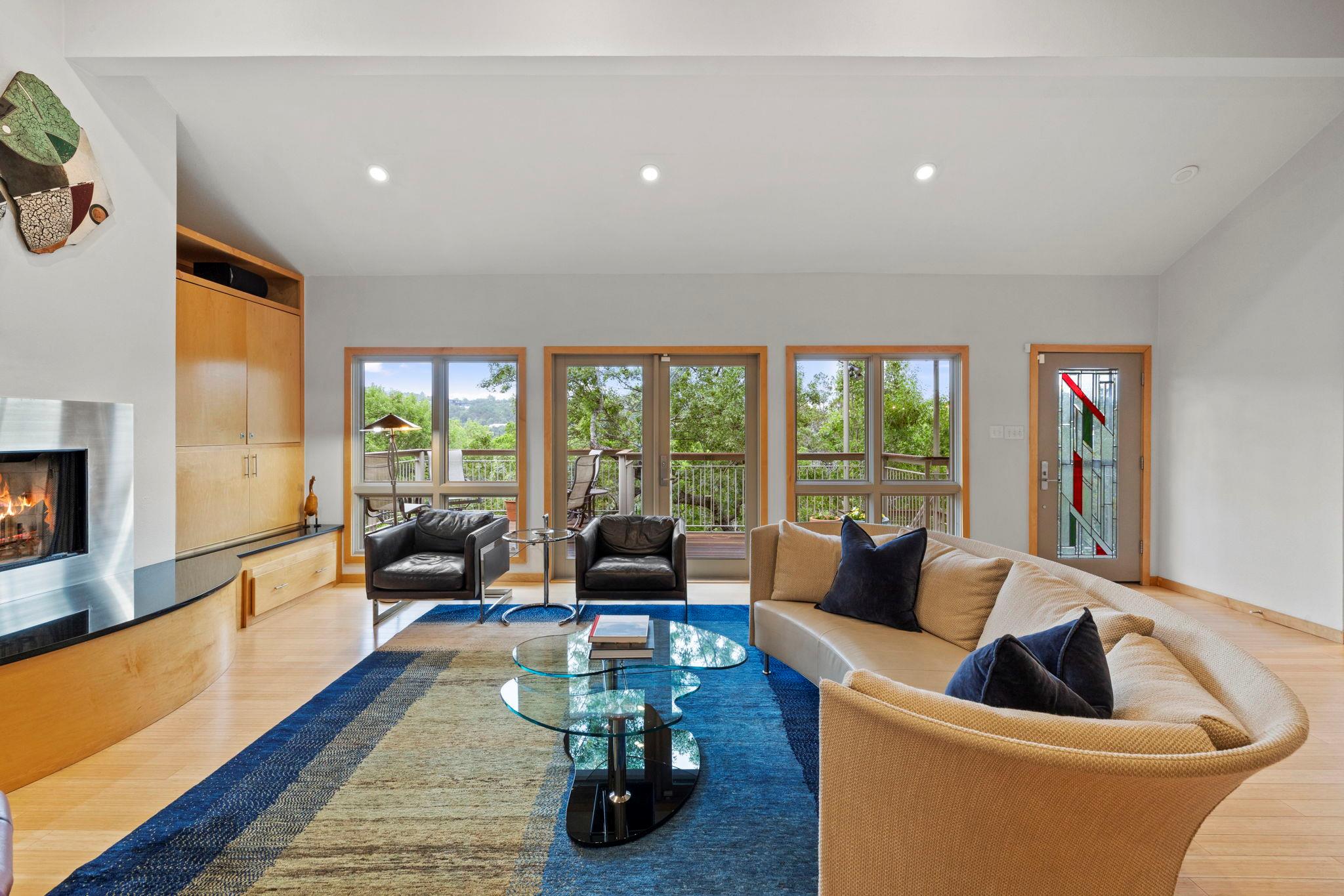 701 Yaupon Valley Rd, West Lake Hills, TX 78746