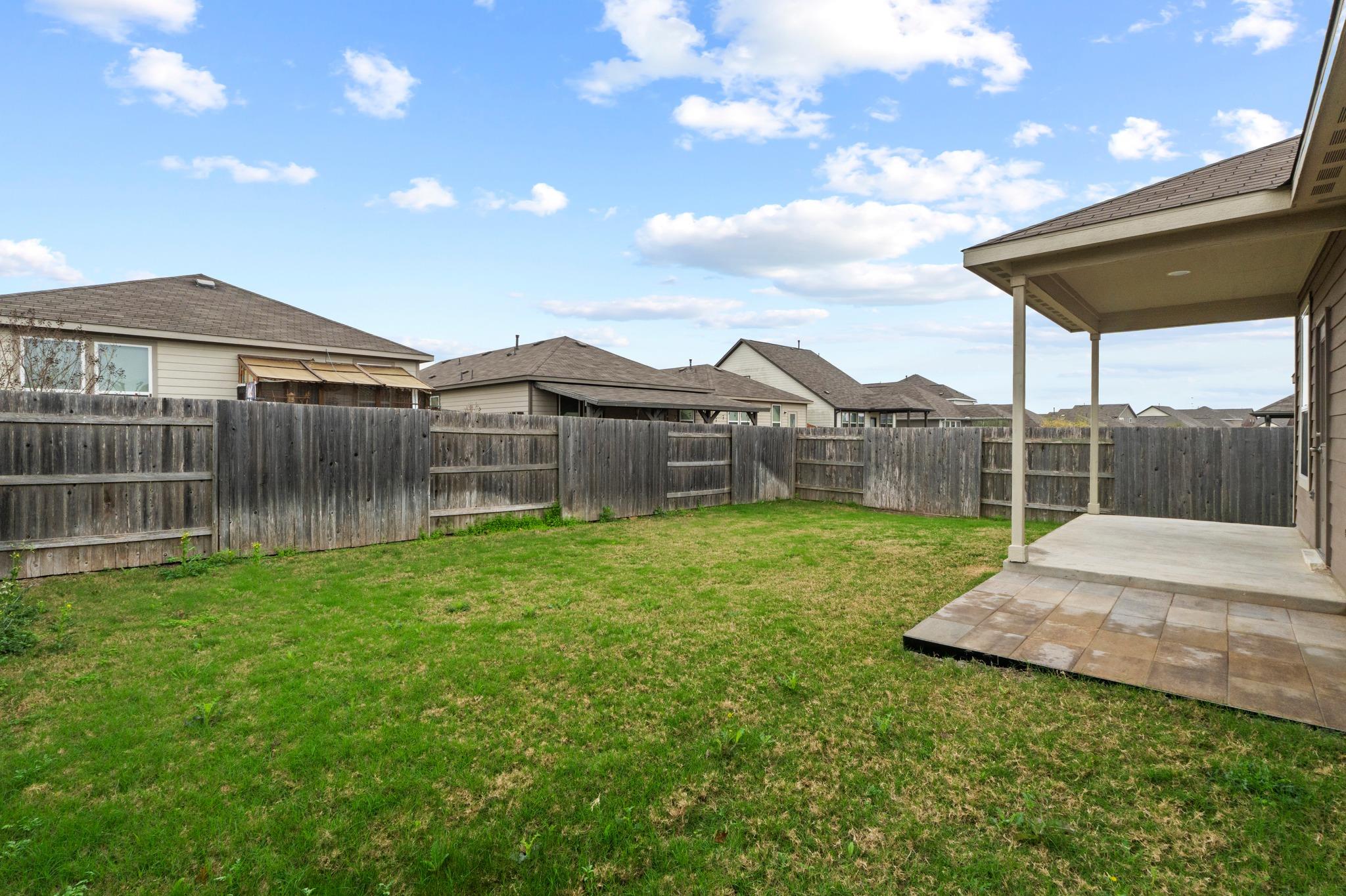 175 Eves Necklace Dr, Buda, TX 78610