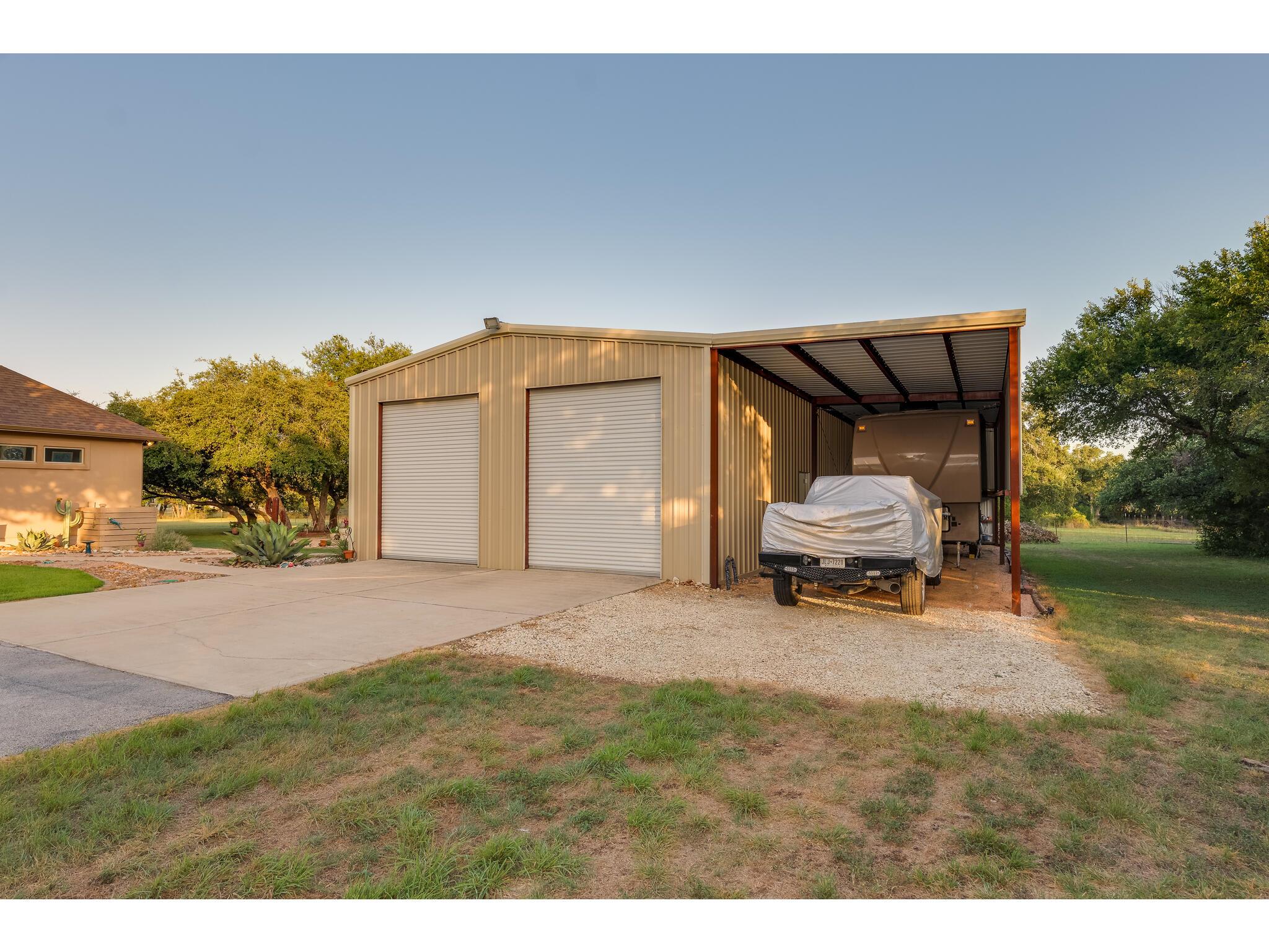 30201 LIVE OAK Trl, Georgetown, TX 78633