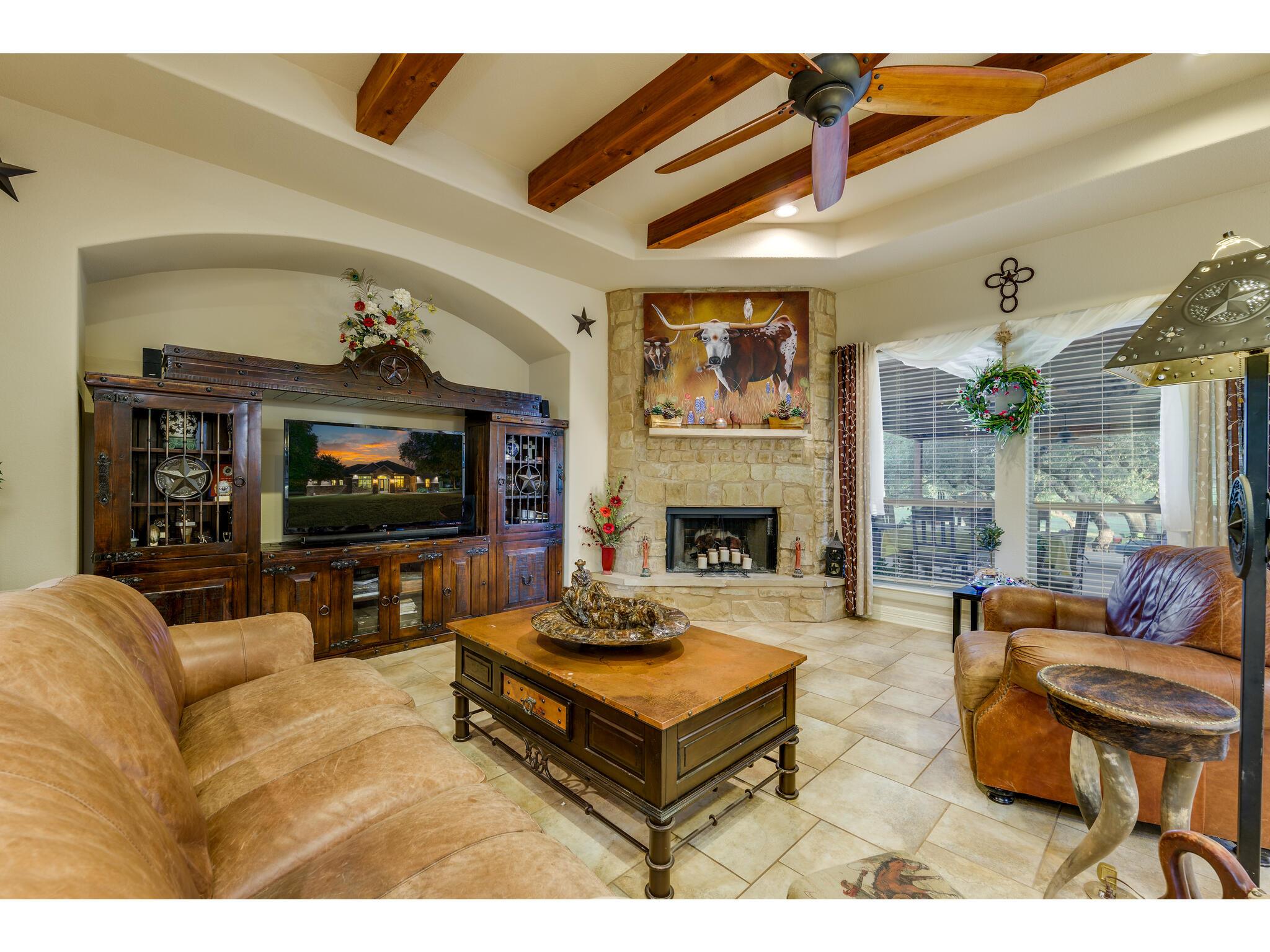 30201 LIVE OAK Trl, Georgetown, TX 78633