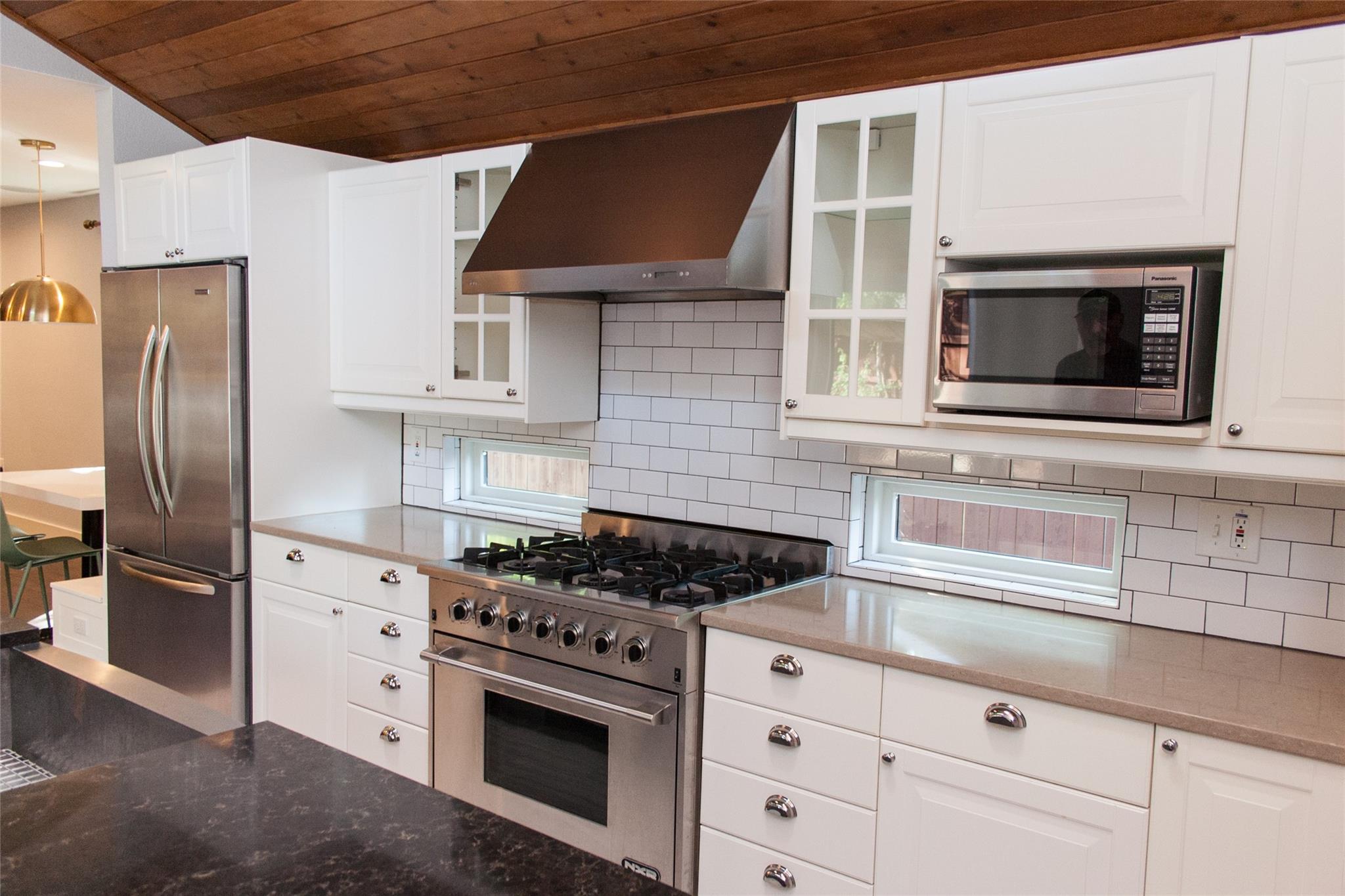 903 Herndon Ln, Austin, TX 78704