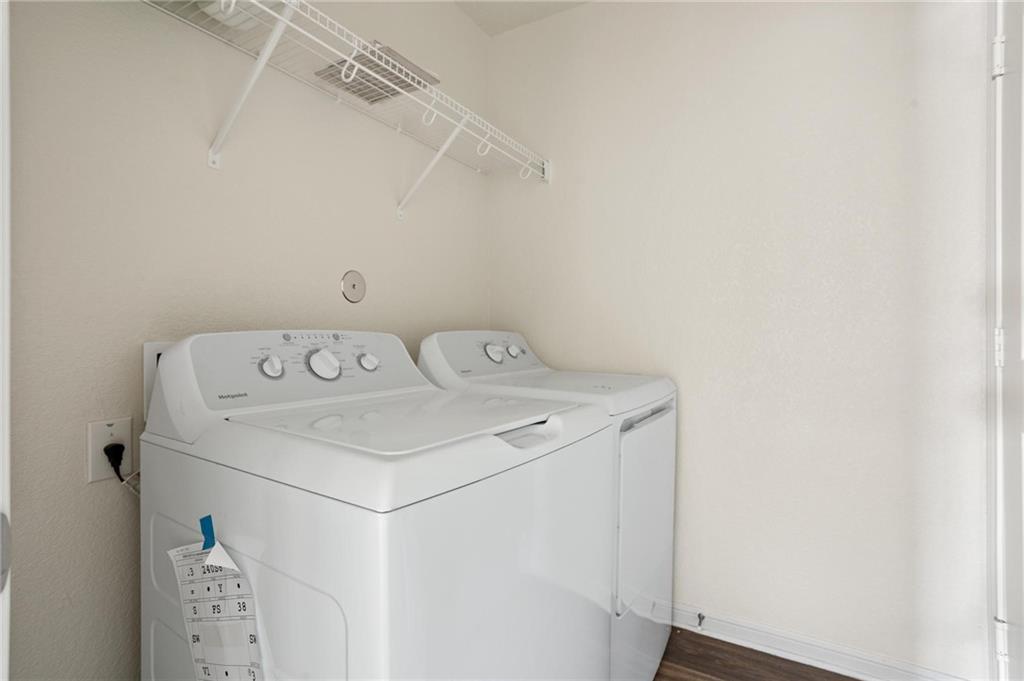 201 Crescent Park dr, Jarrell, TX 76537