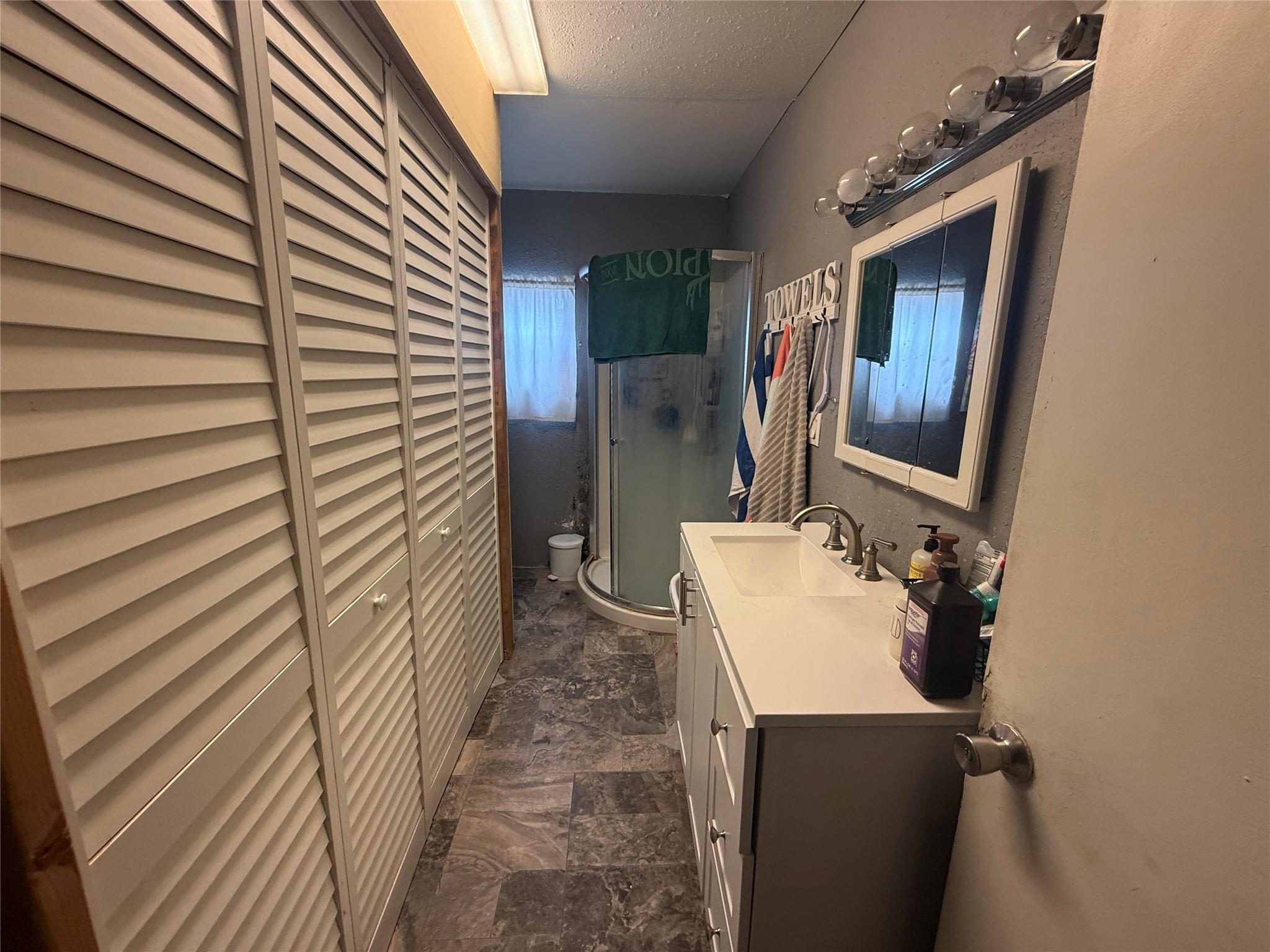 405 E 5th St, Brady, TX 76825