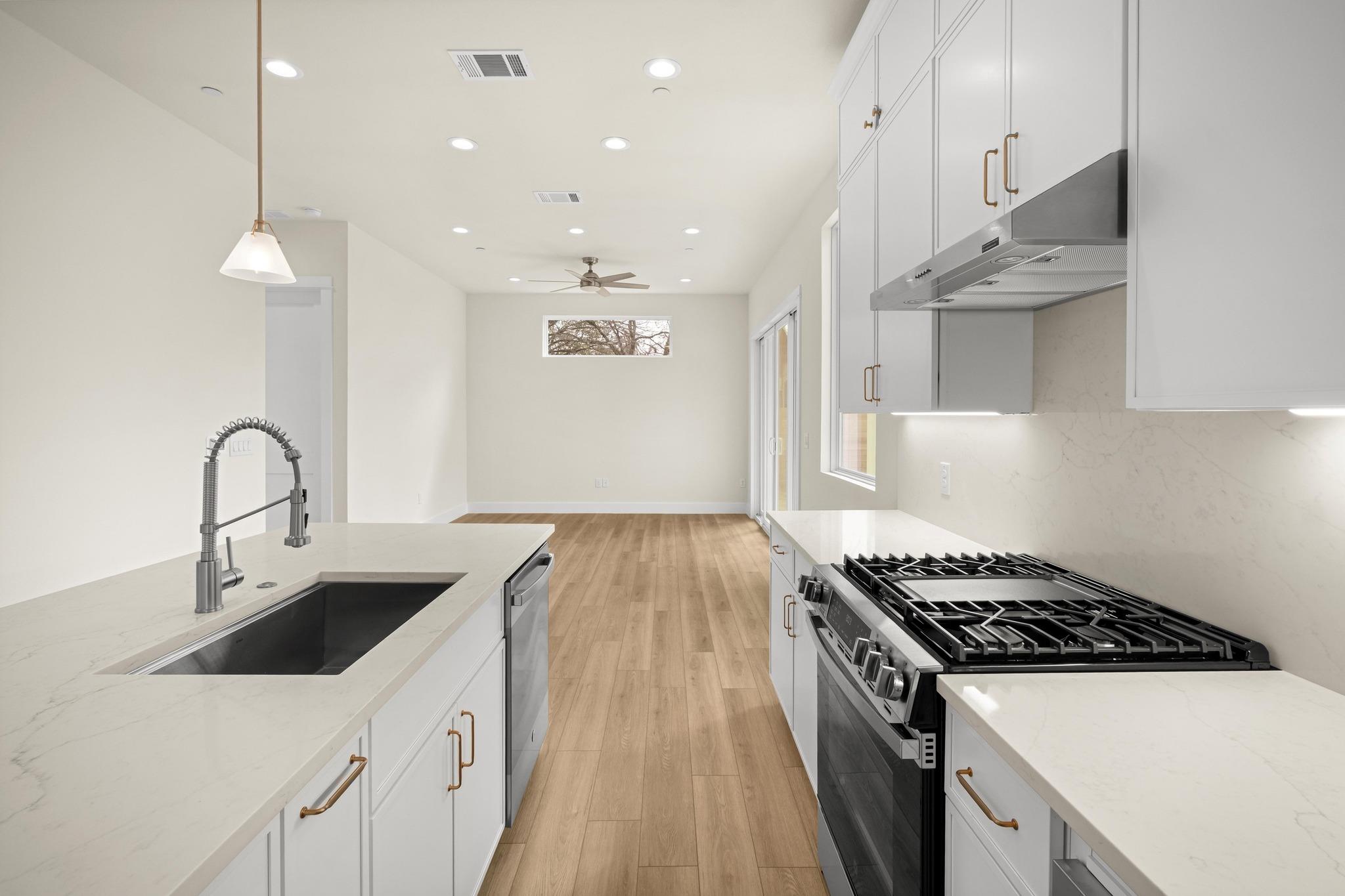 6107 Richardson Ln # 3, Austin, TX 78741