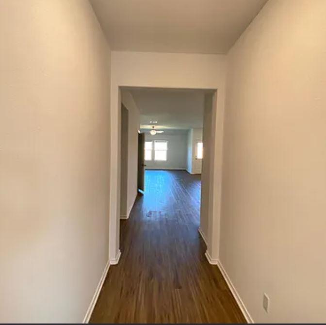 212 Montego St, Hutto, TX 78634