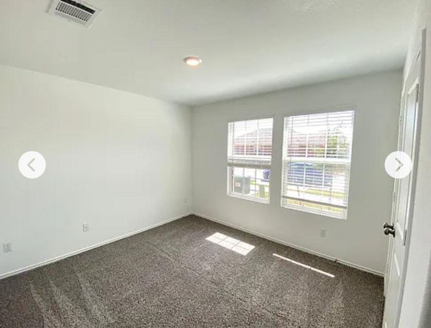 212 Montego St, Hutto, TX 78634