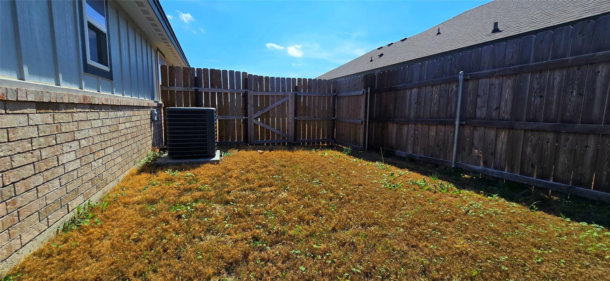 136 Mike Warner Dr, Burnet, TX 78611